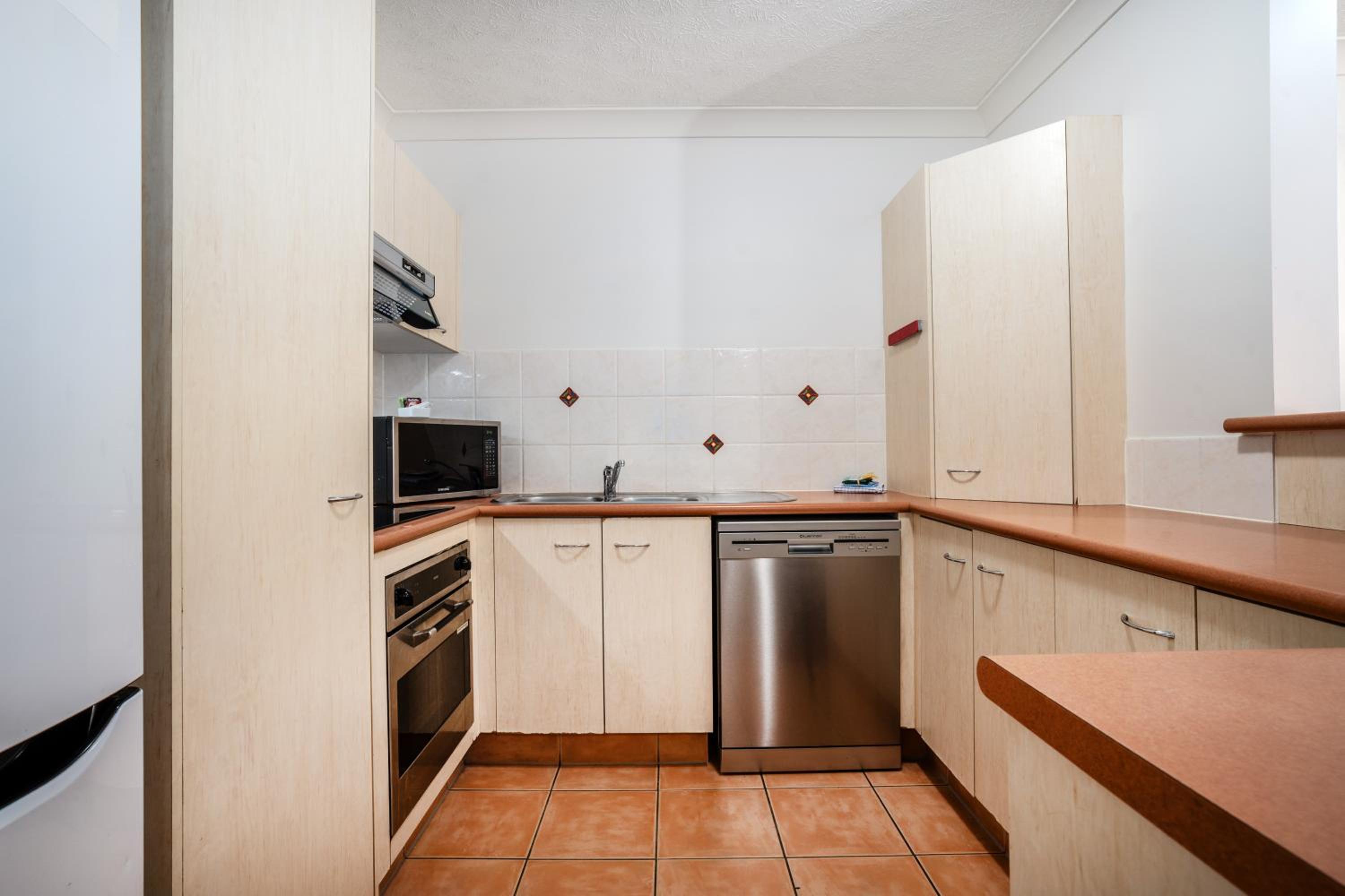 2 Bedroom Apartment - Kids Club Escape Package