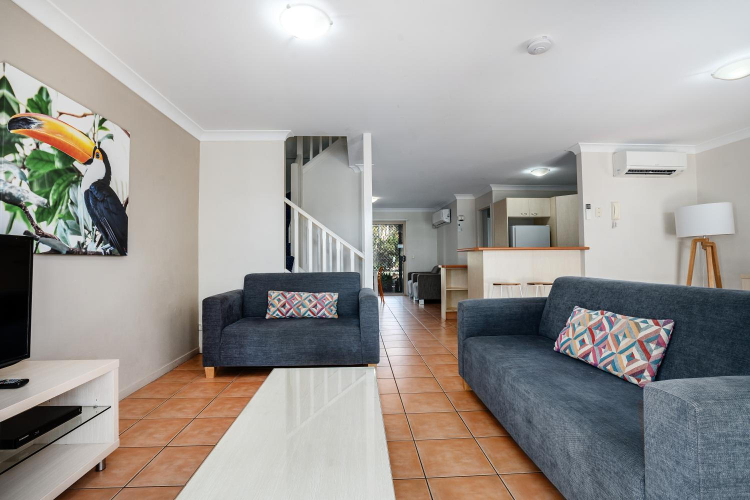 Three-Bedroom Apartment - Photo 8