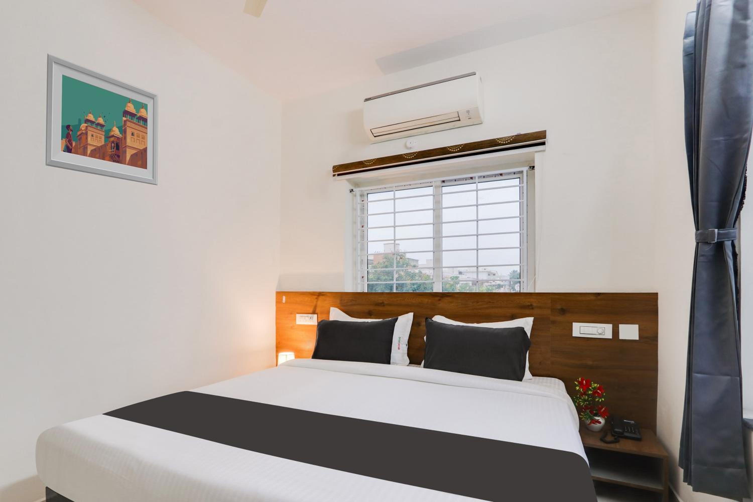 Standard Double Room photo 3