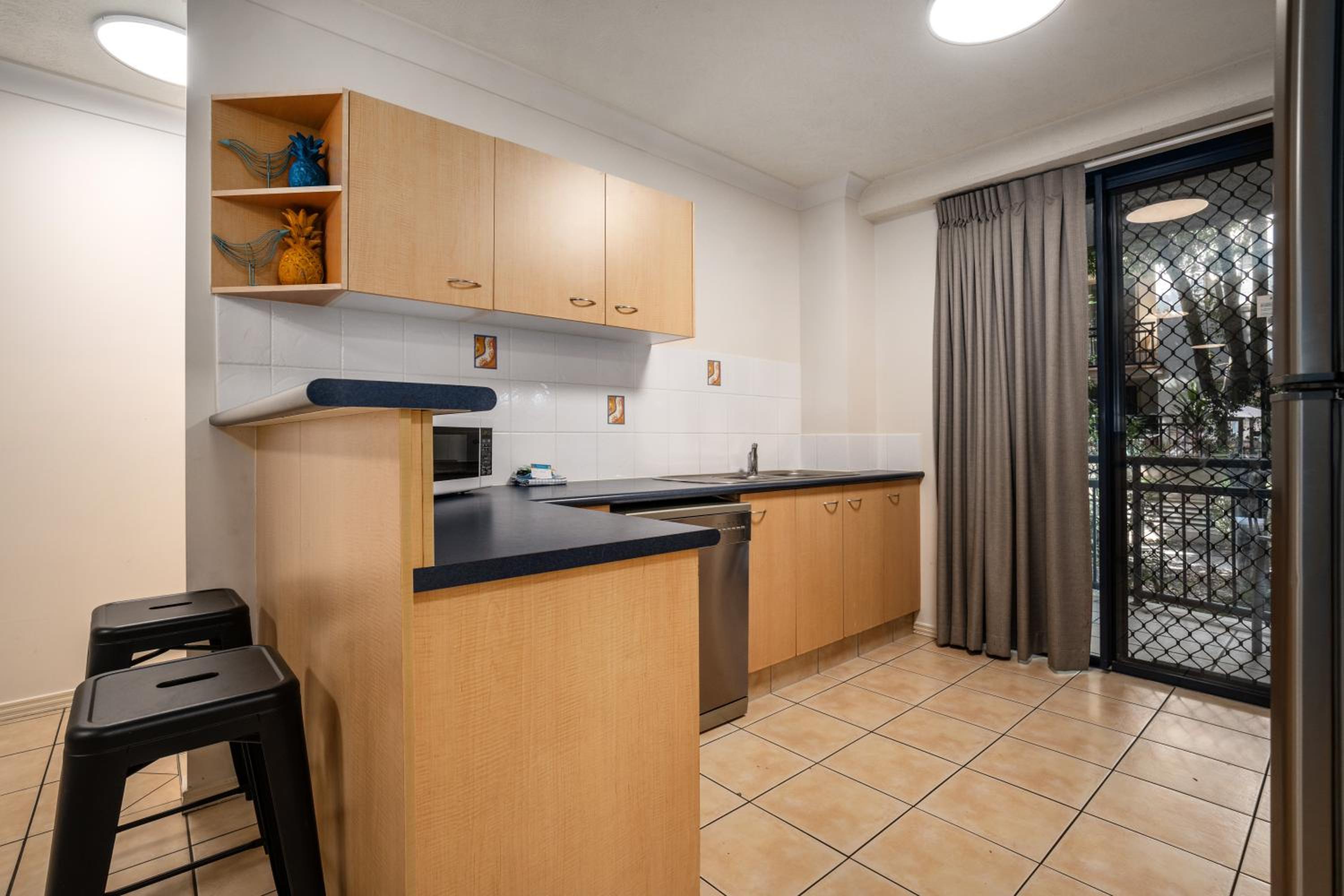 Superior Two-Bedroom Apartment - Photo 6
