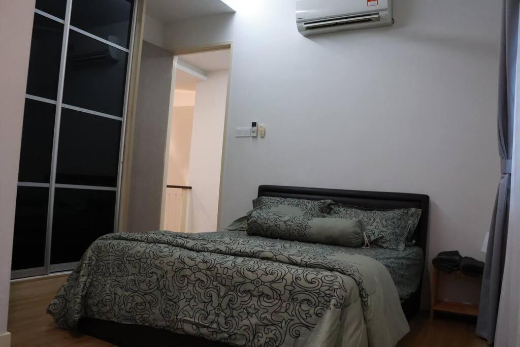 Villa photo 3