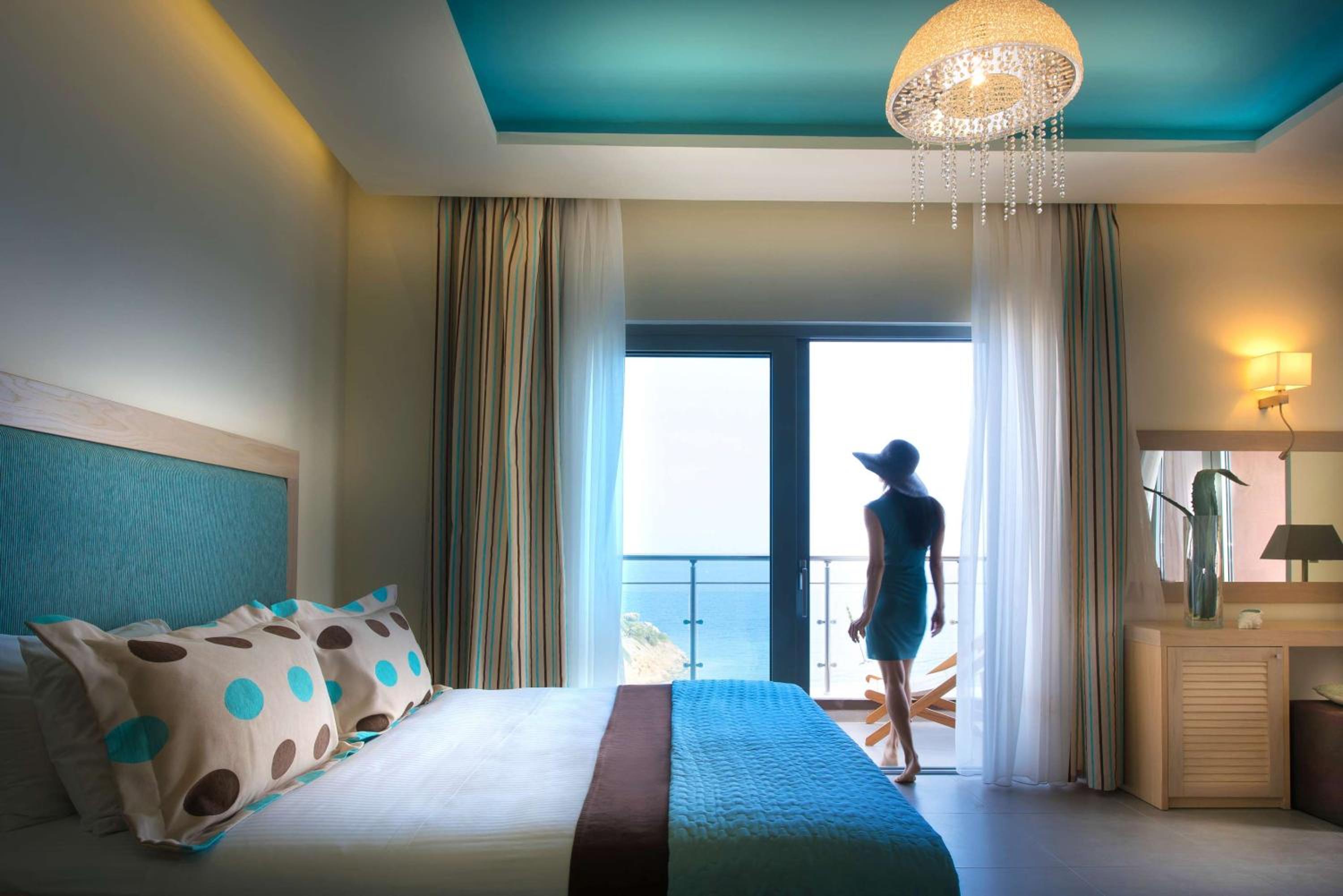 Luxury Double Room with Sea View and Private Pool - Photo 7