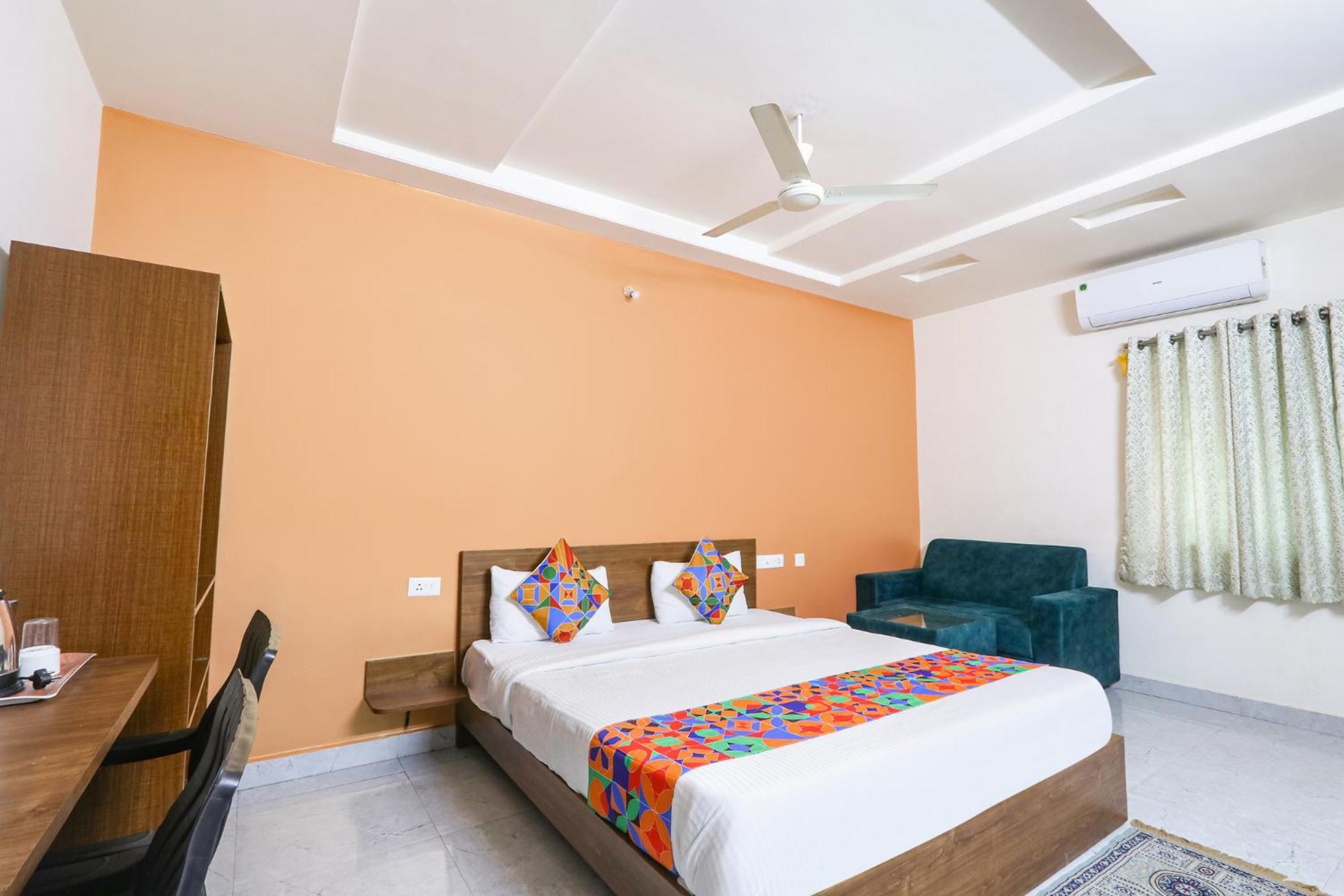 Deluxe Room - Photo 1