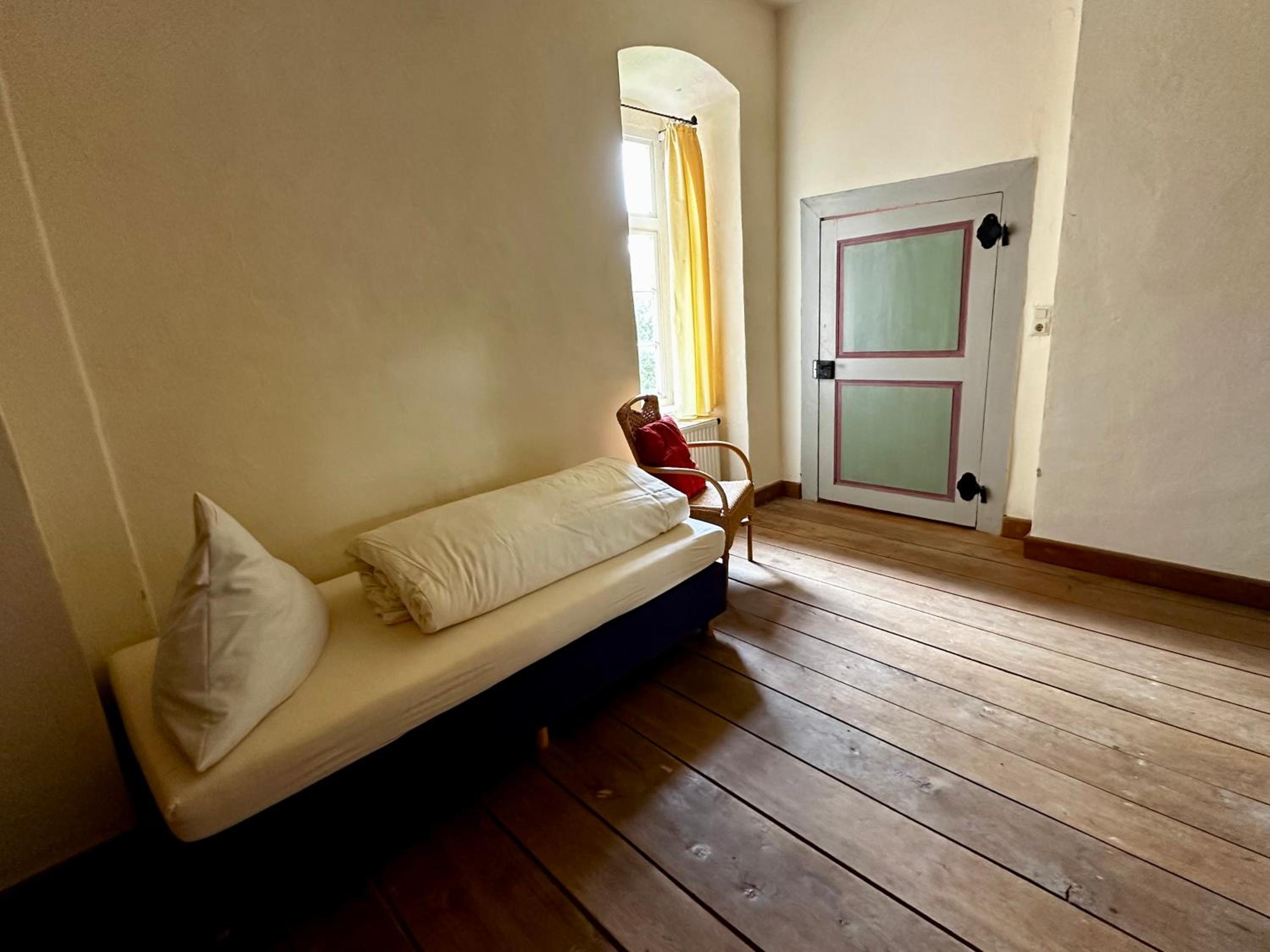 Two-Room Apartment - Photo 6