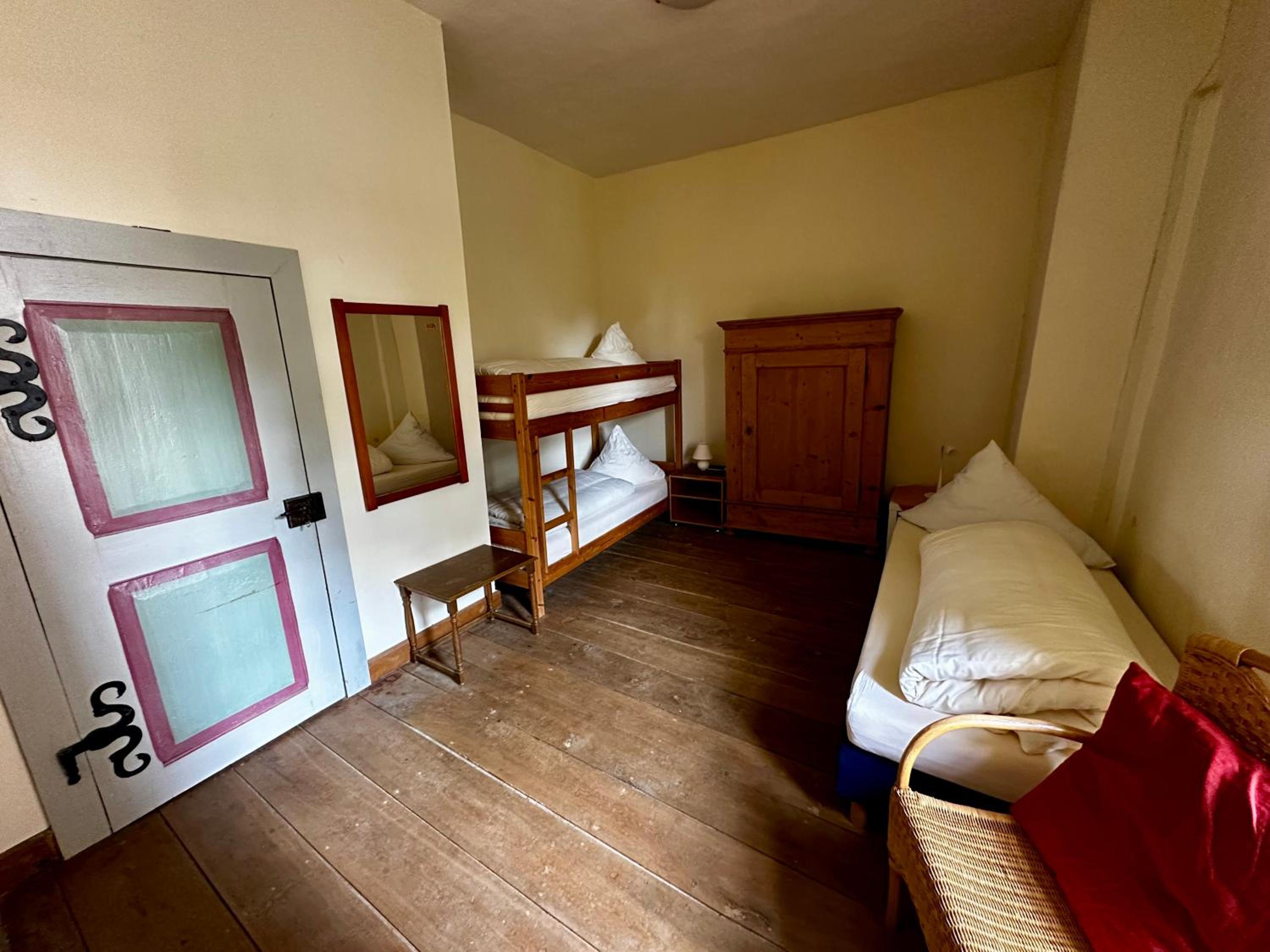 Two-Room Apartment - Photo 5