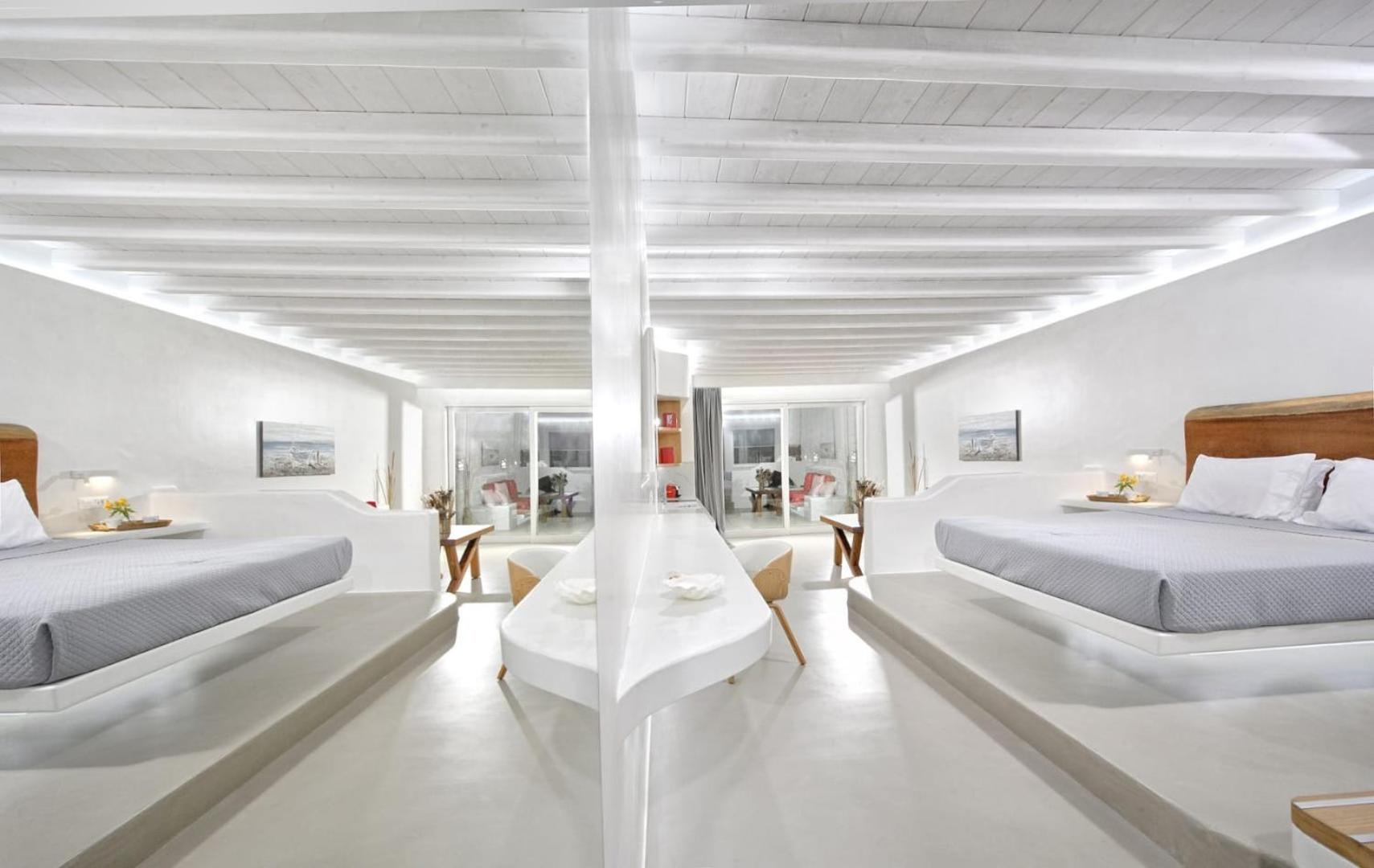 Suite with Private Pool - Photo 1