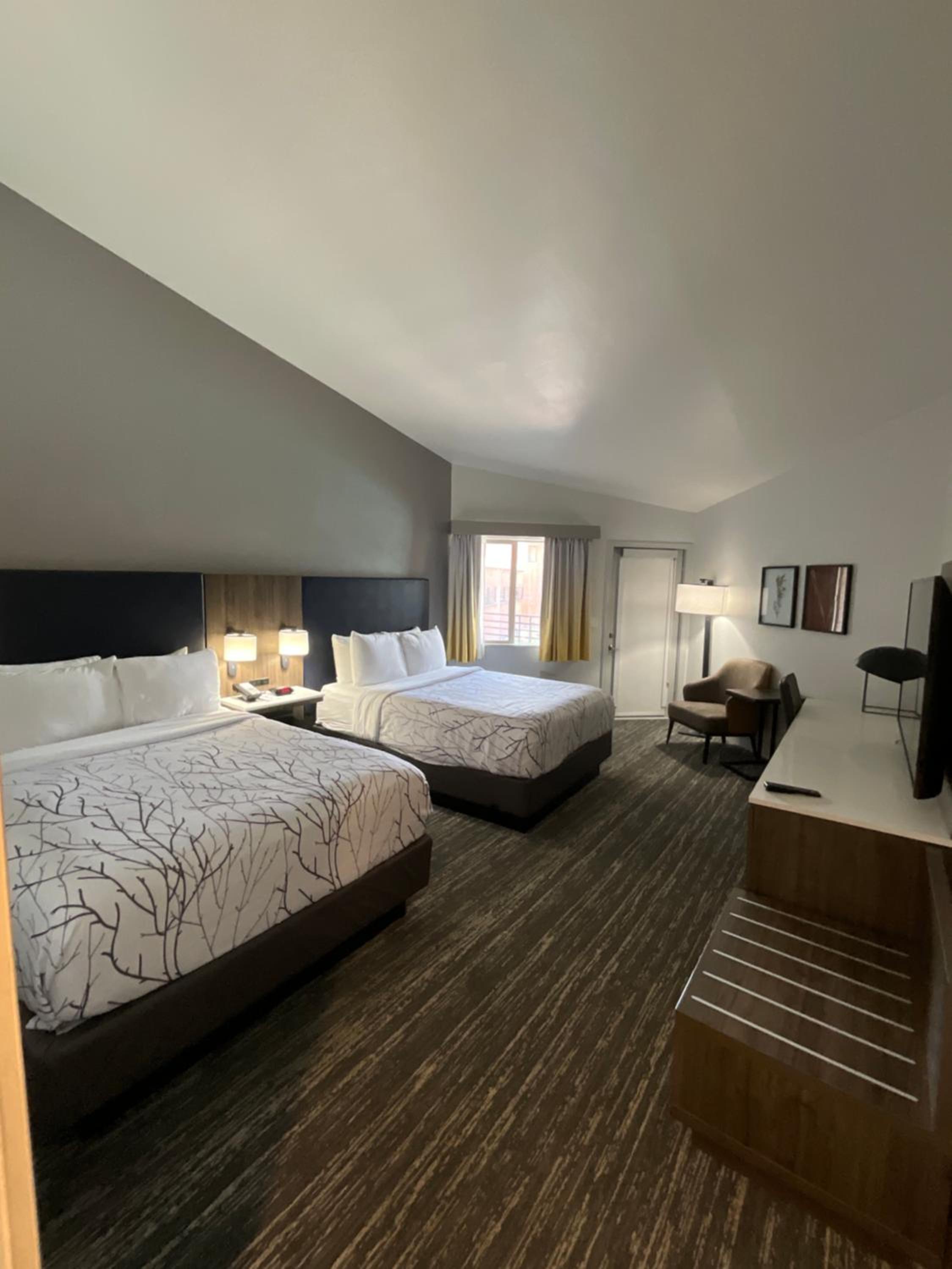 Queen Room with Two Queen Beds and Balcony - Pool View/Non-Smoking