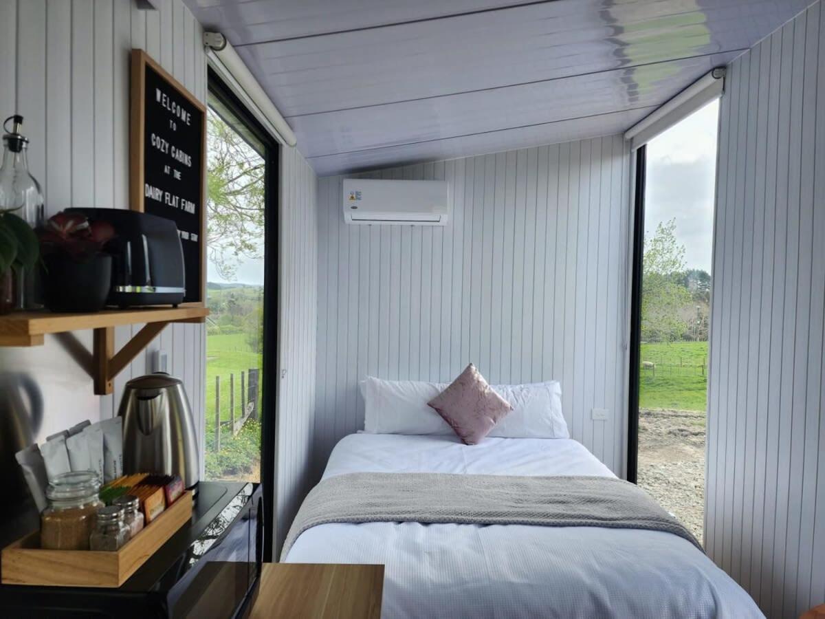 Mobile Home photo 2