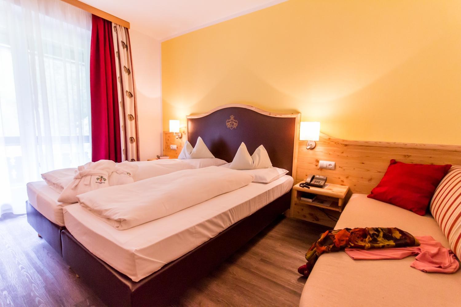 Double Room with Balcony photo 3