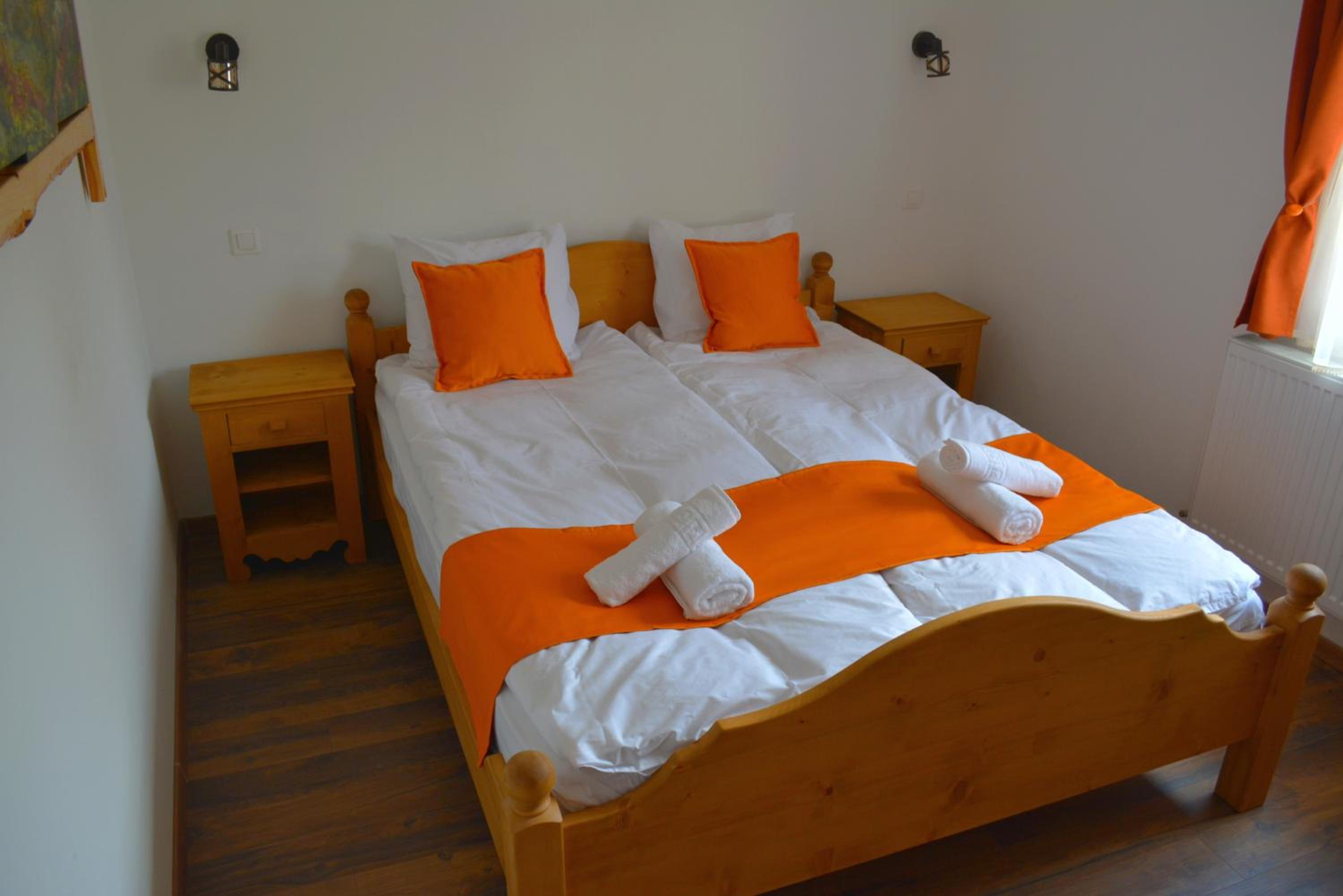 Double Room With Private Bathroom photo 2