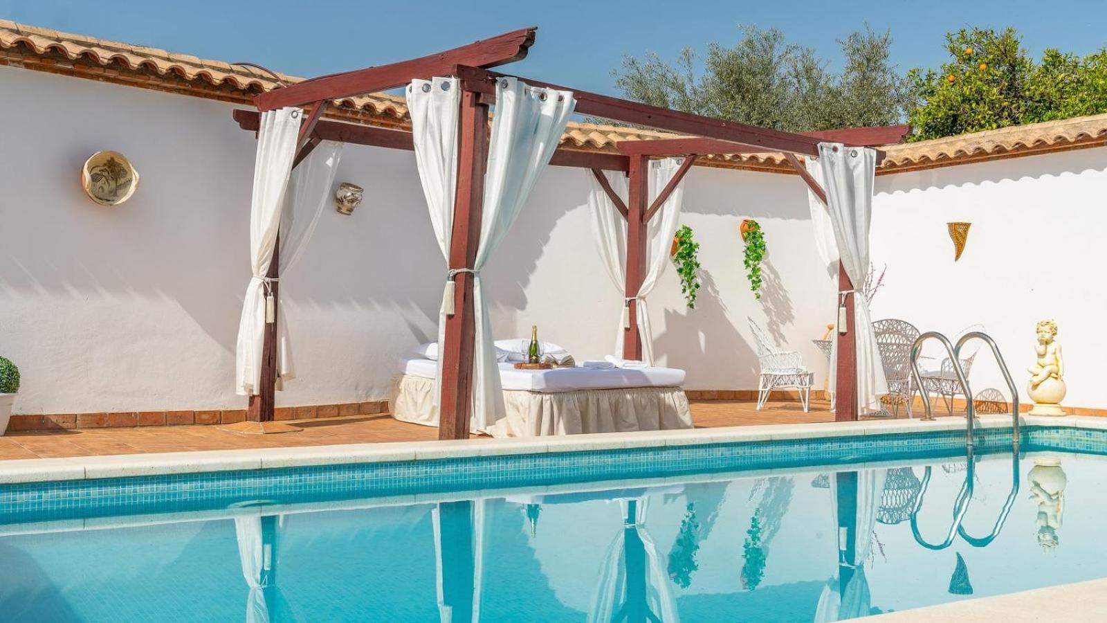 Three-Bedroom Villa photo 2