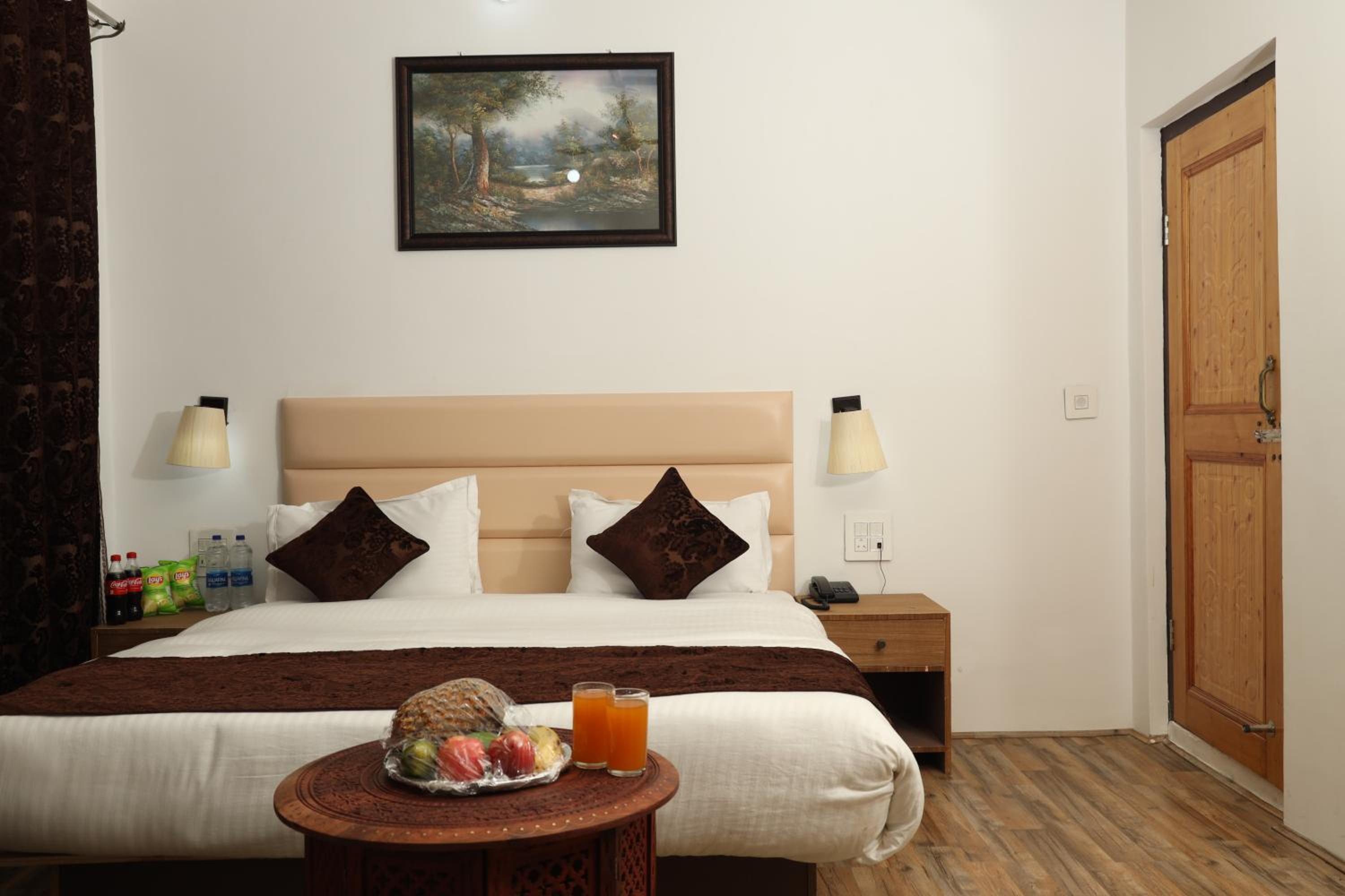 Standard Double Room photo 2