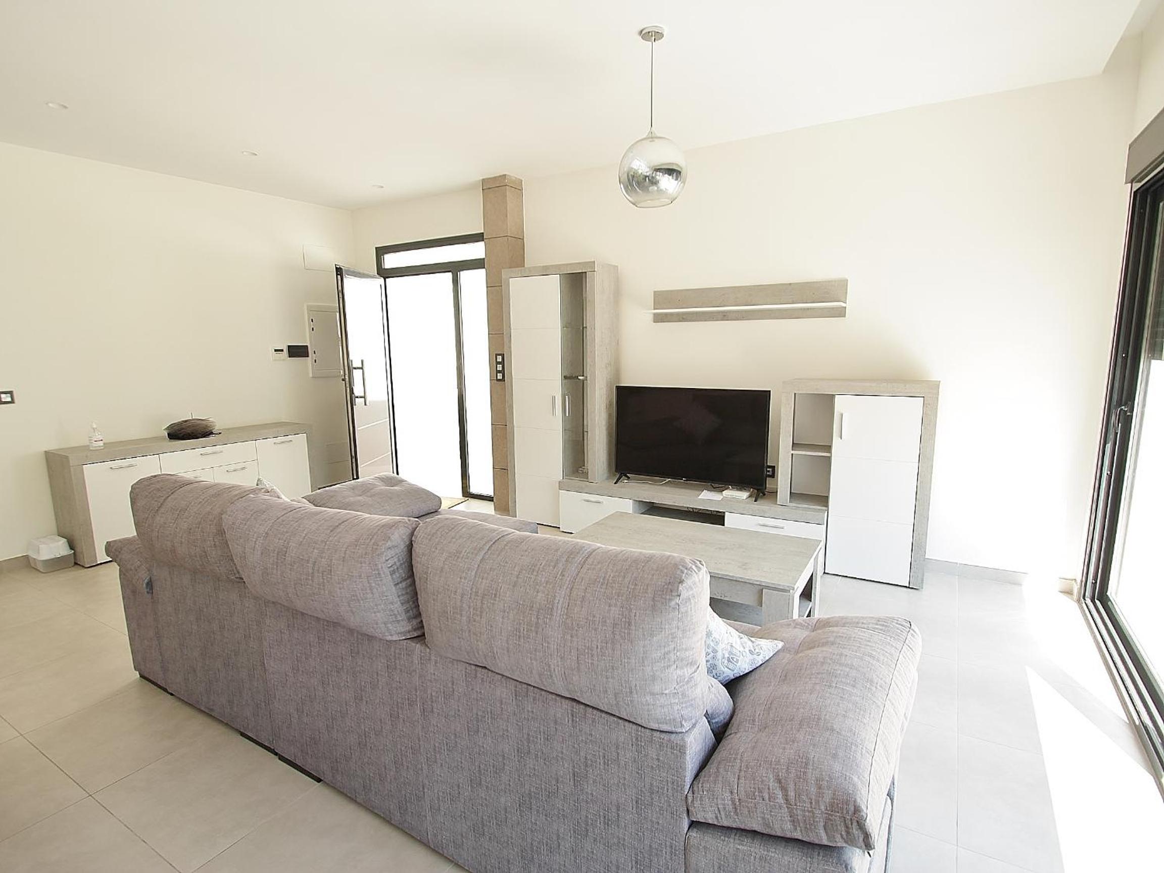 Villa de Tres Habitaciones
