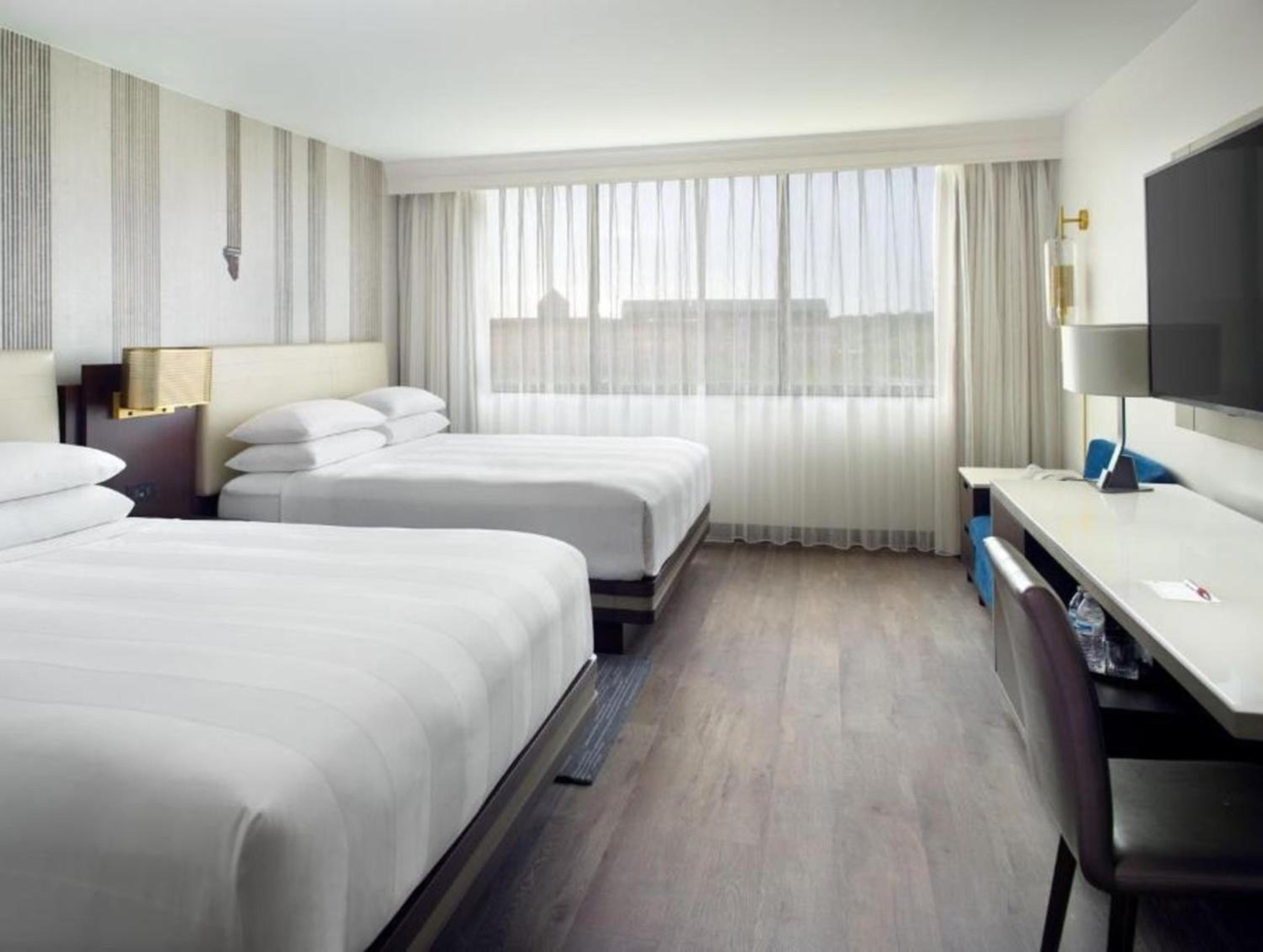 Double Room with Two Double Beds - Photo 1