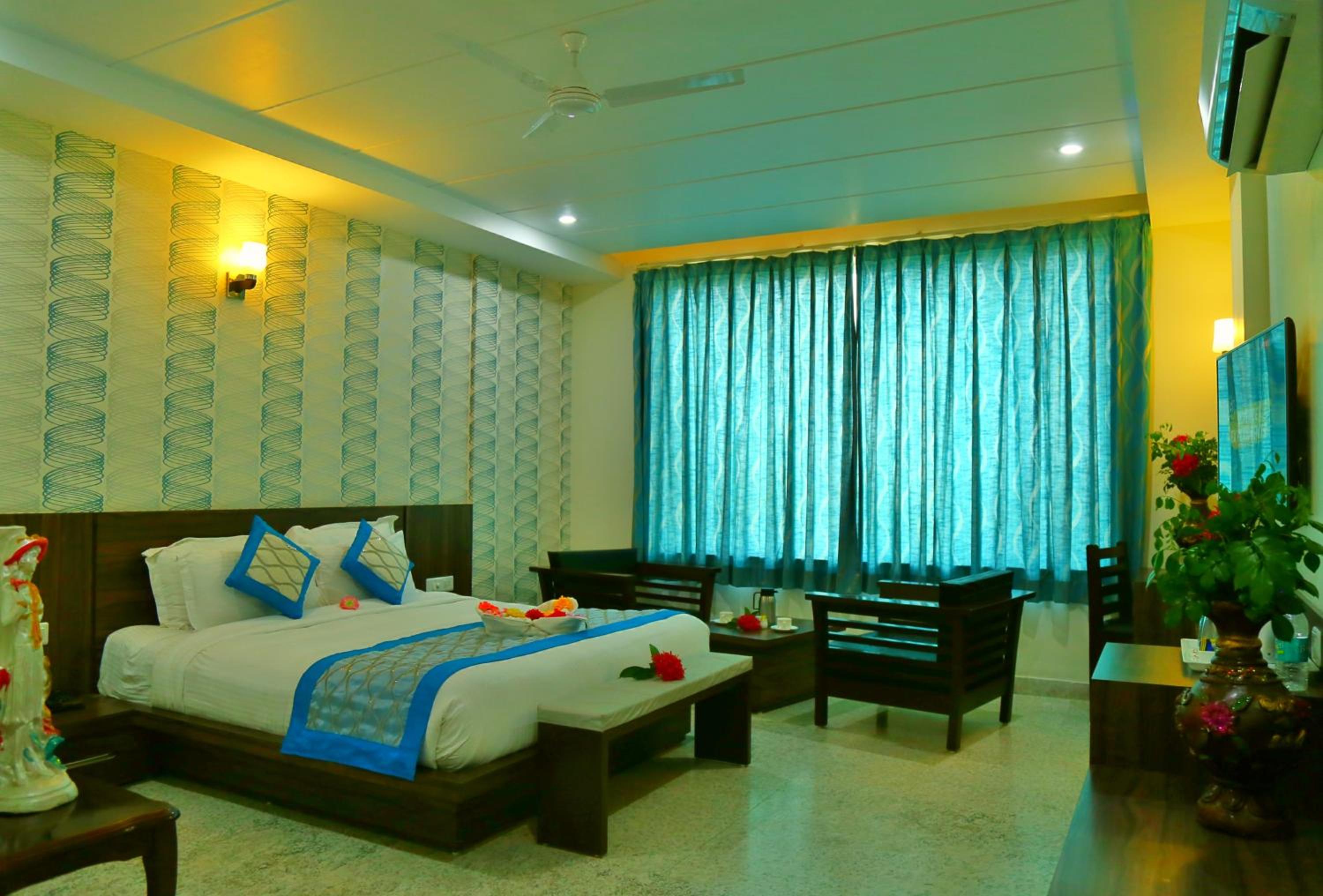 Superior Double or Twin Room photo 2