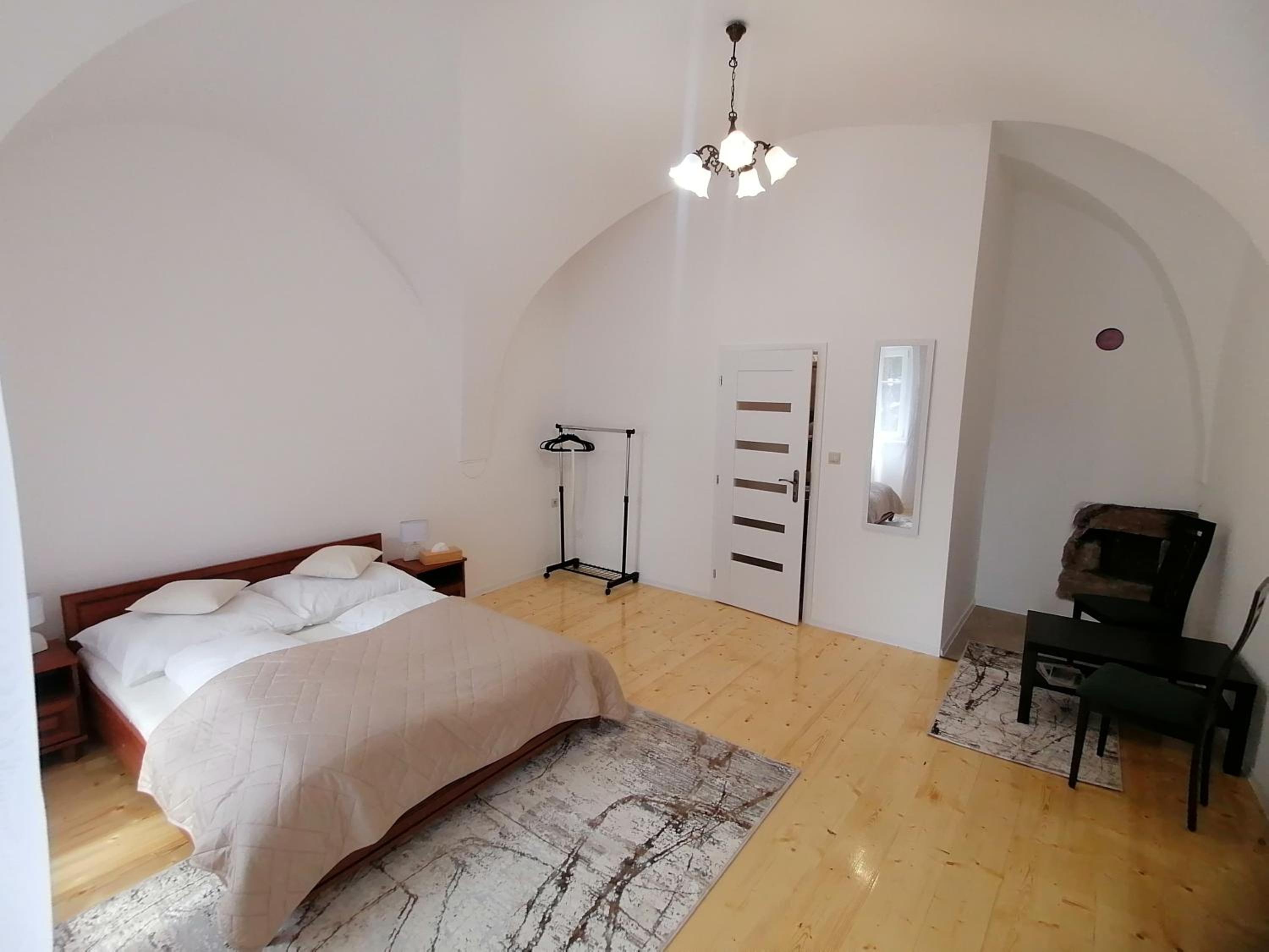 Double Room with Private Bathroom photo 2