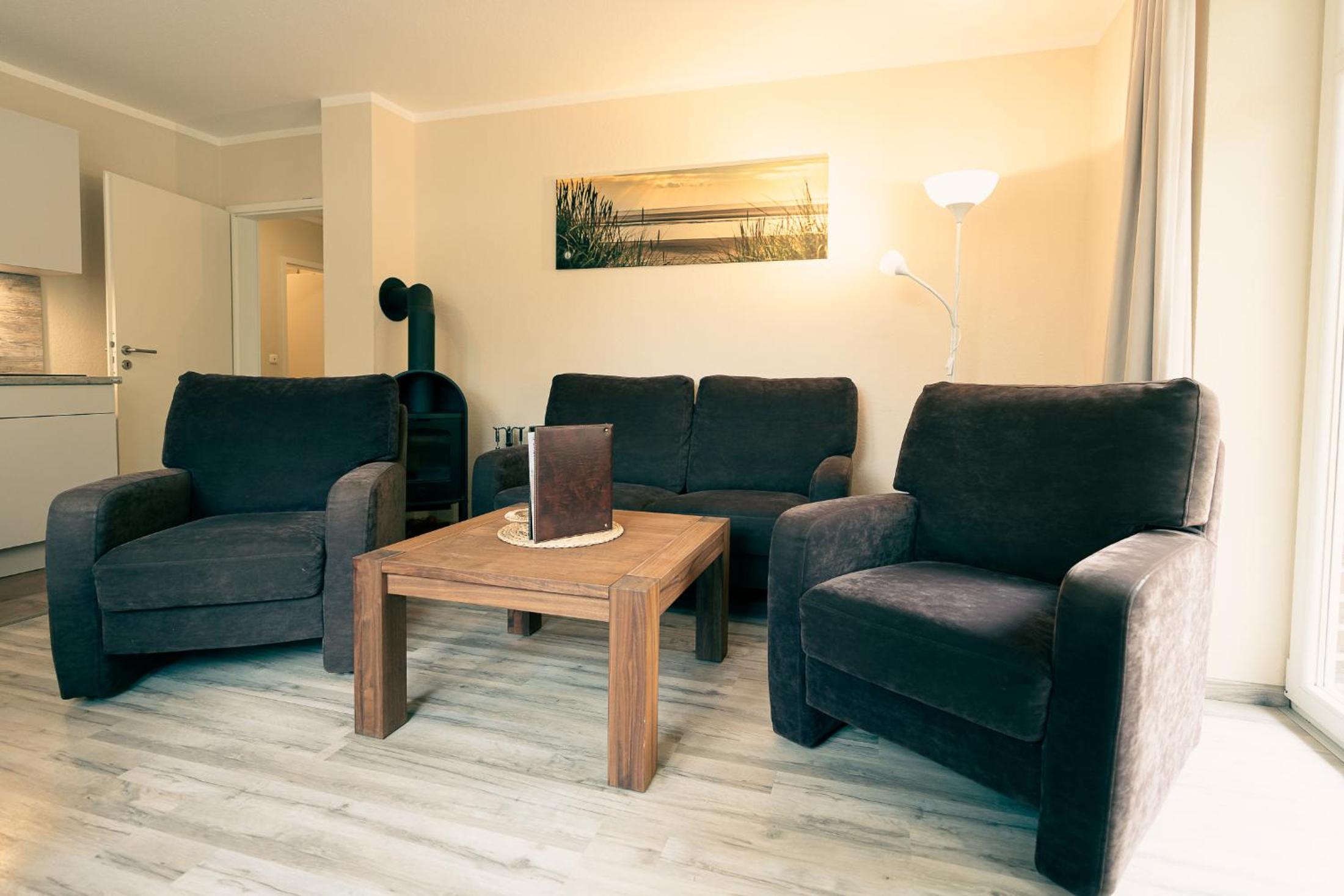 Apartment with Terrace photo 3