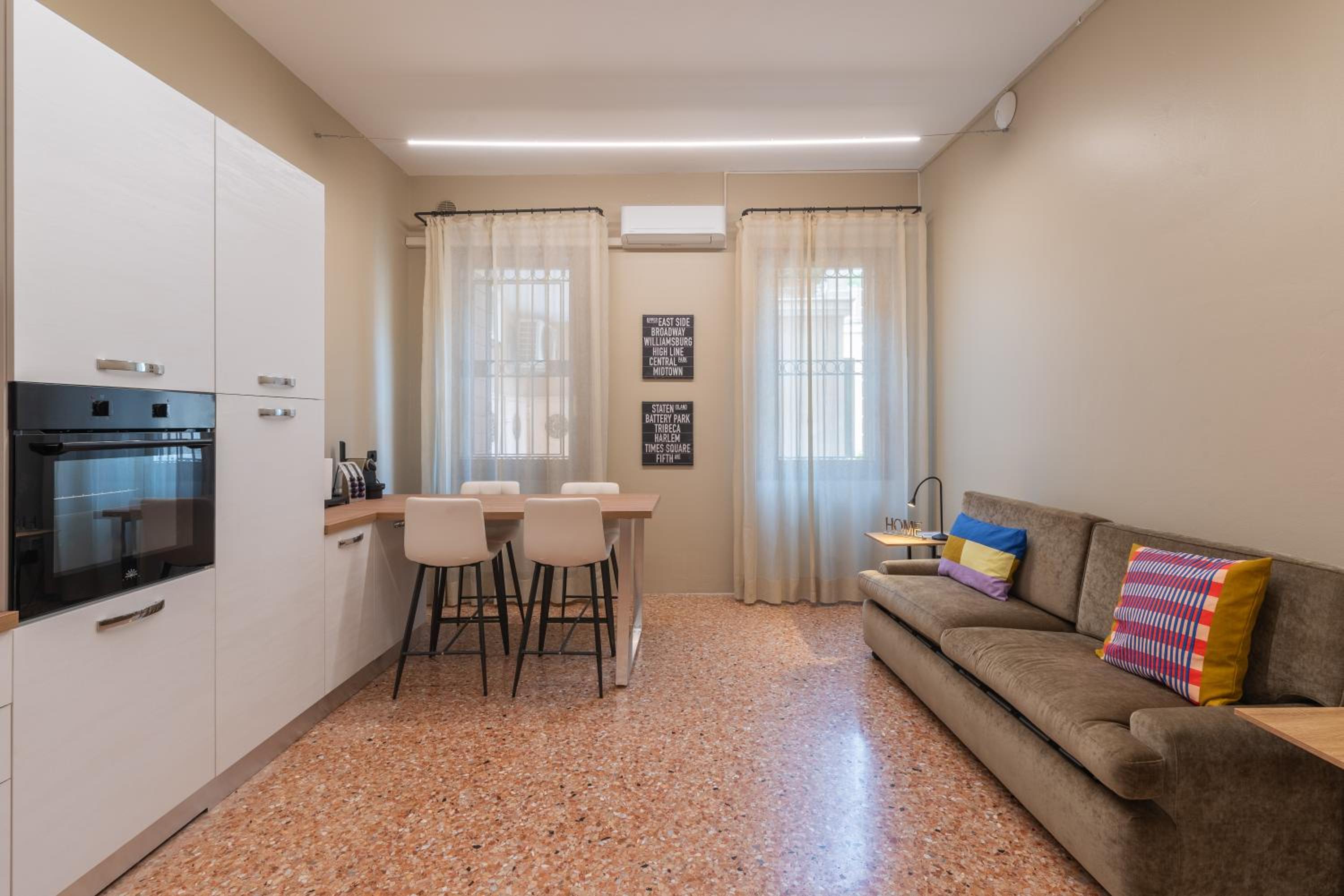 One-Bedroom Apartment