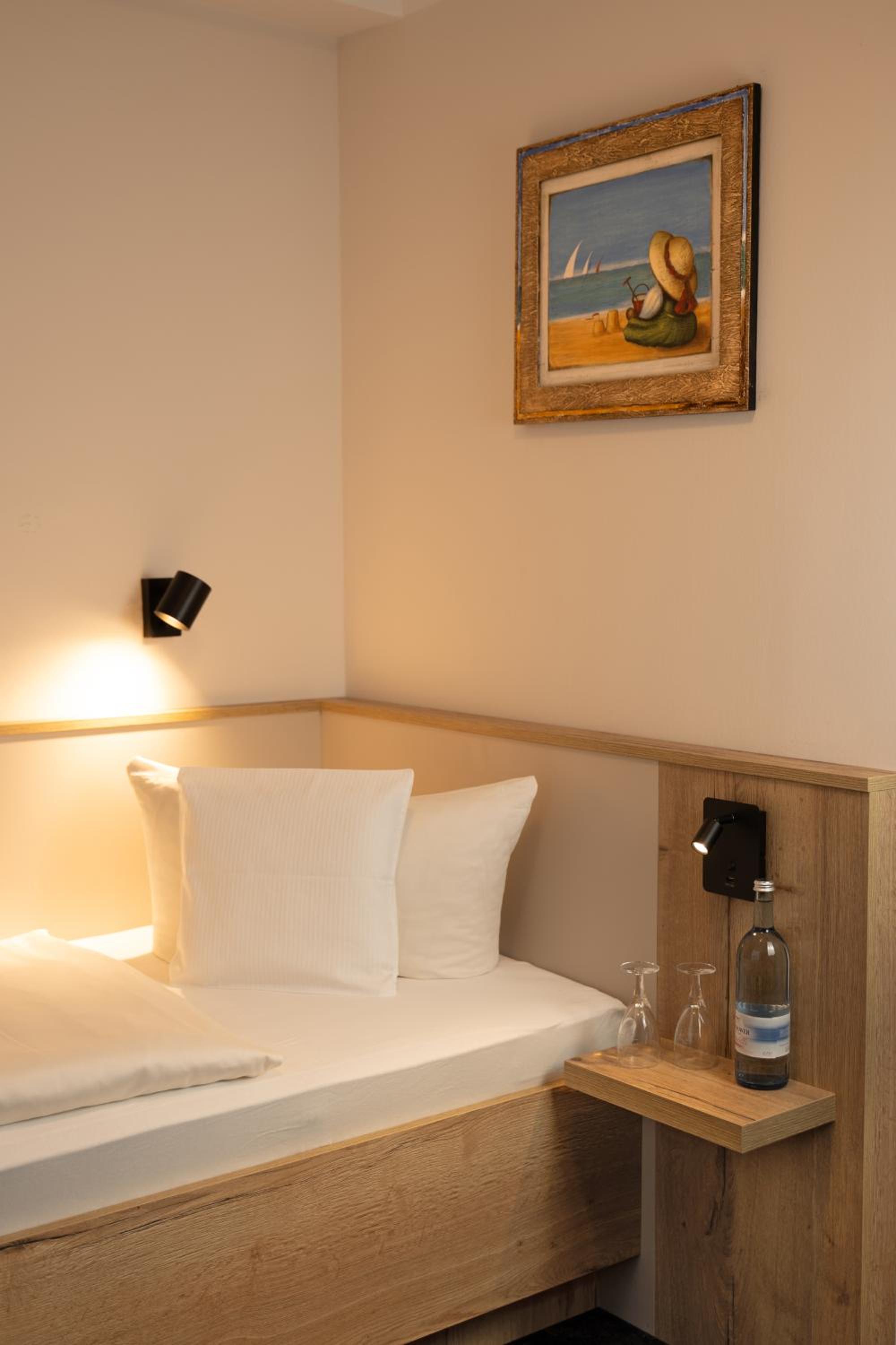 Single Room photo 1