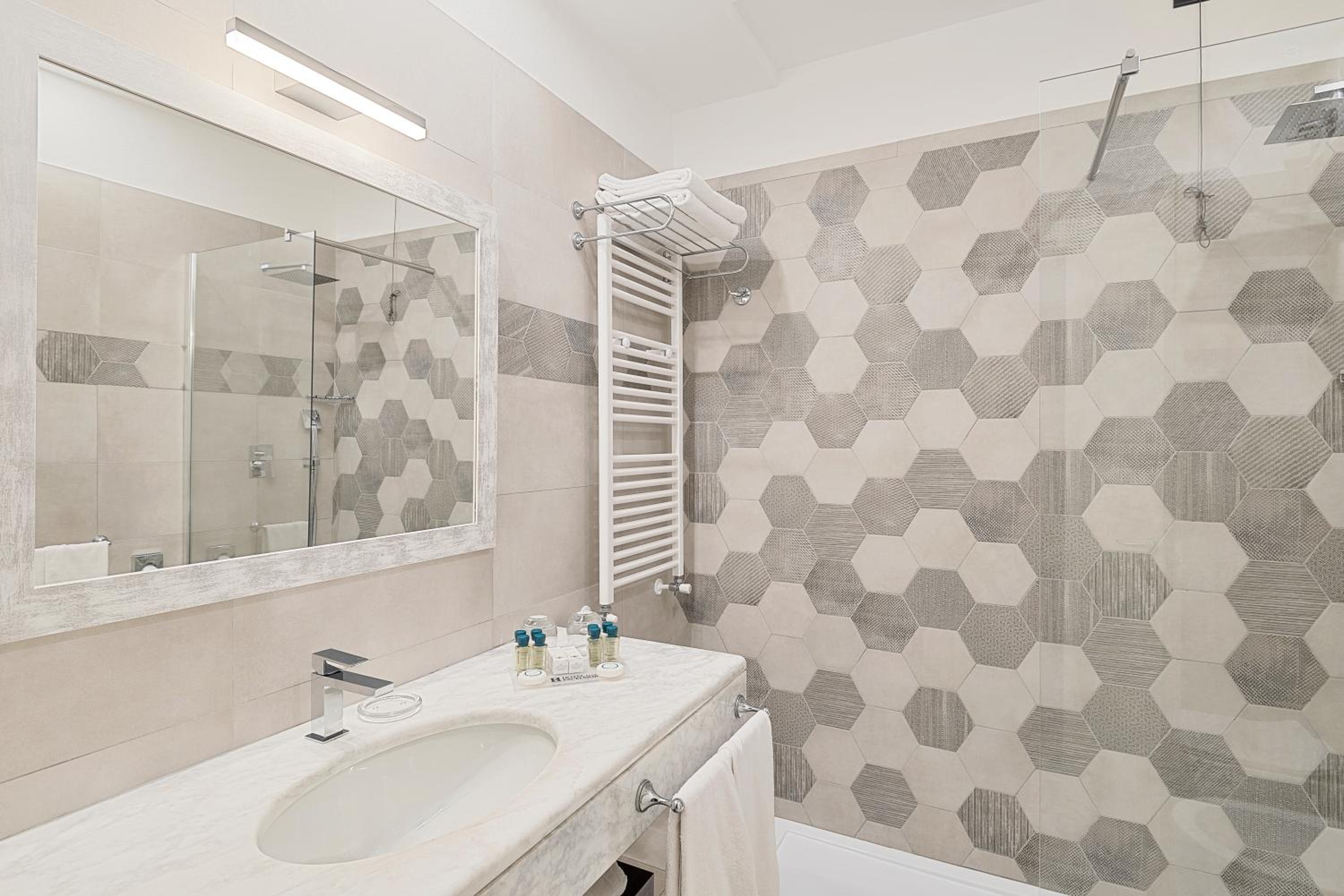 Superior Double Room - Photo 6