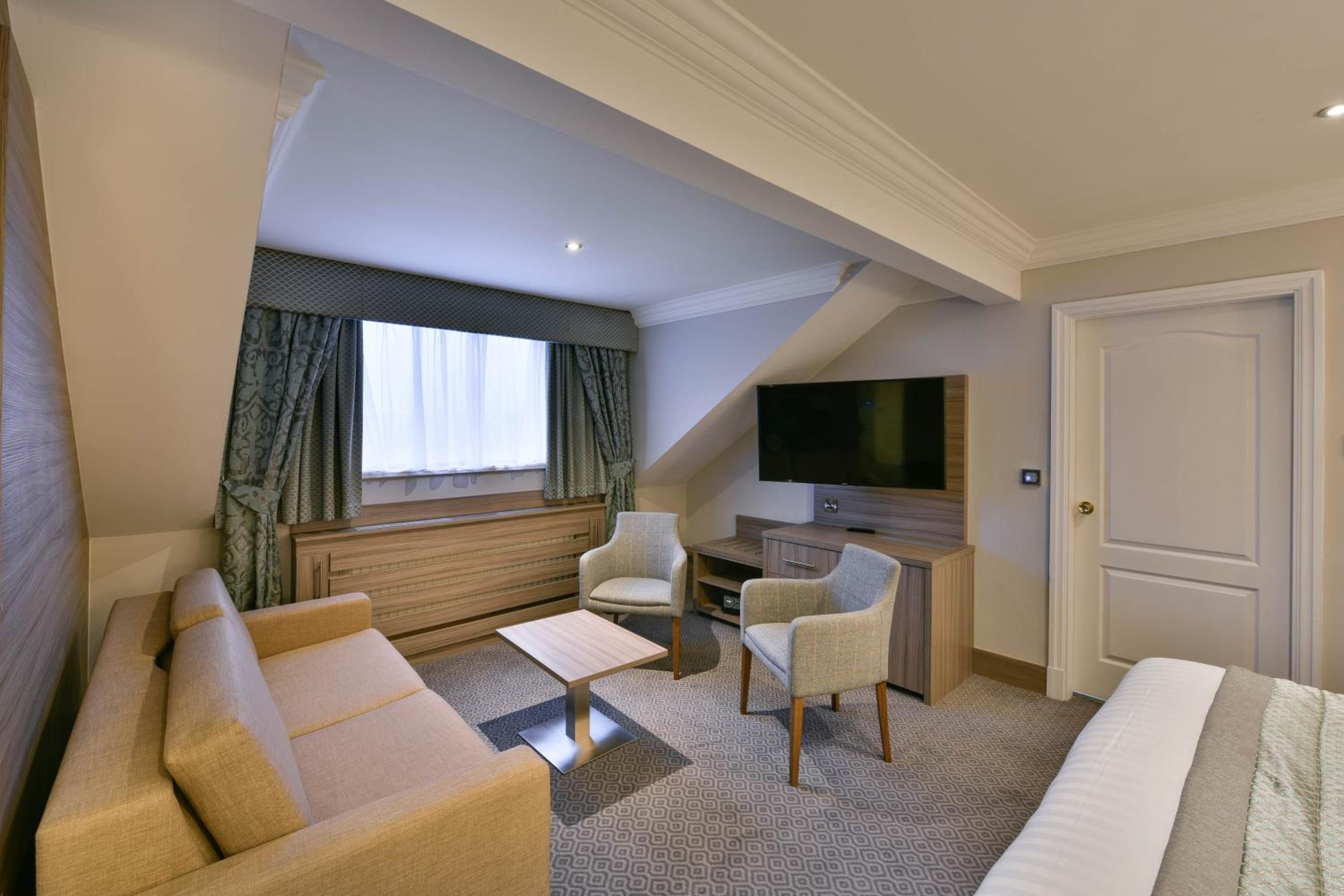 King Suite - Photo 5