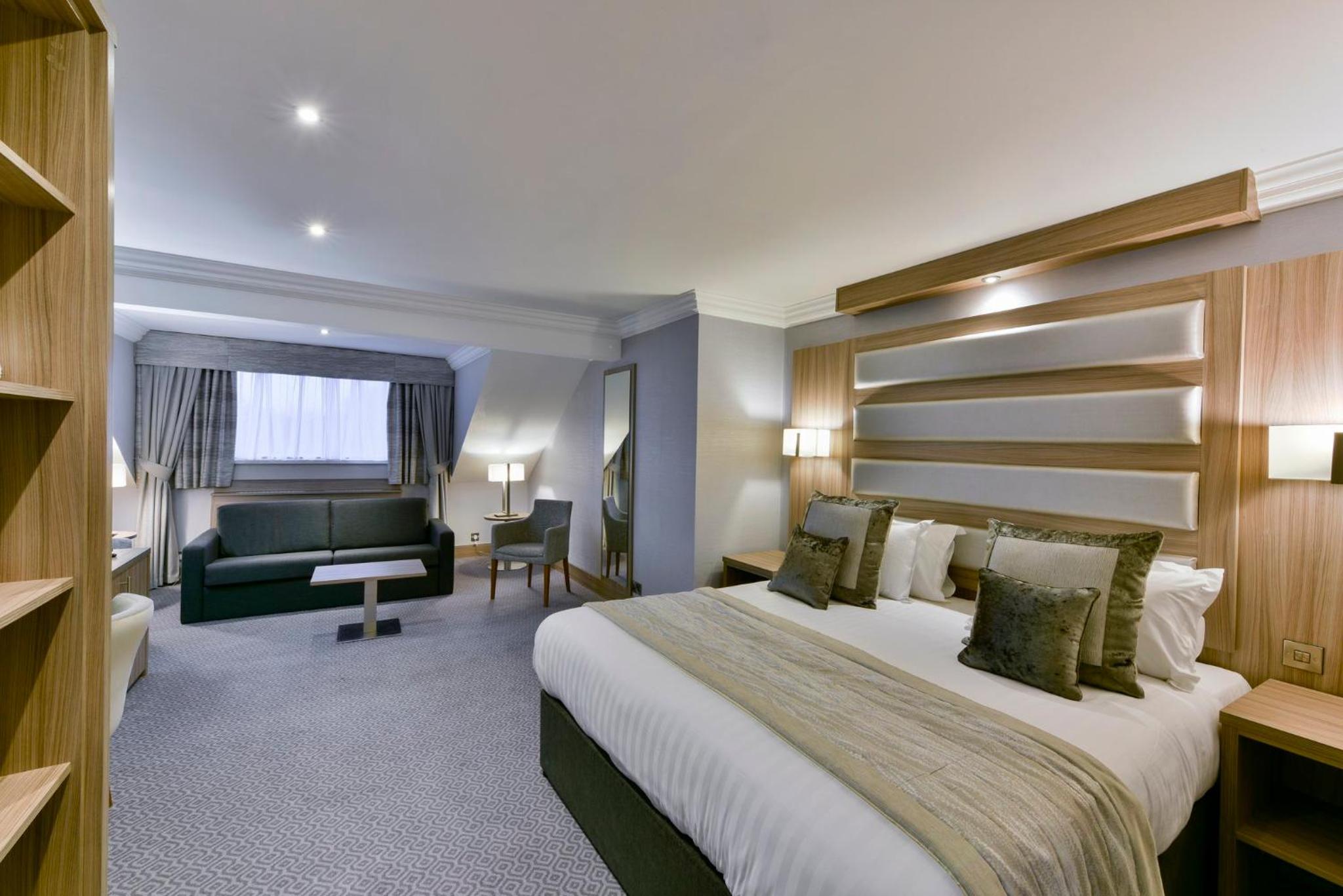King Suite - Photo 3
