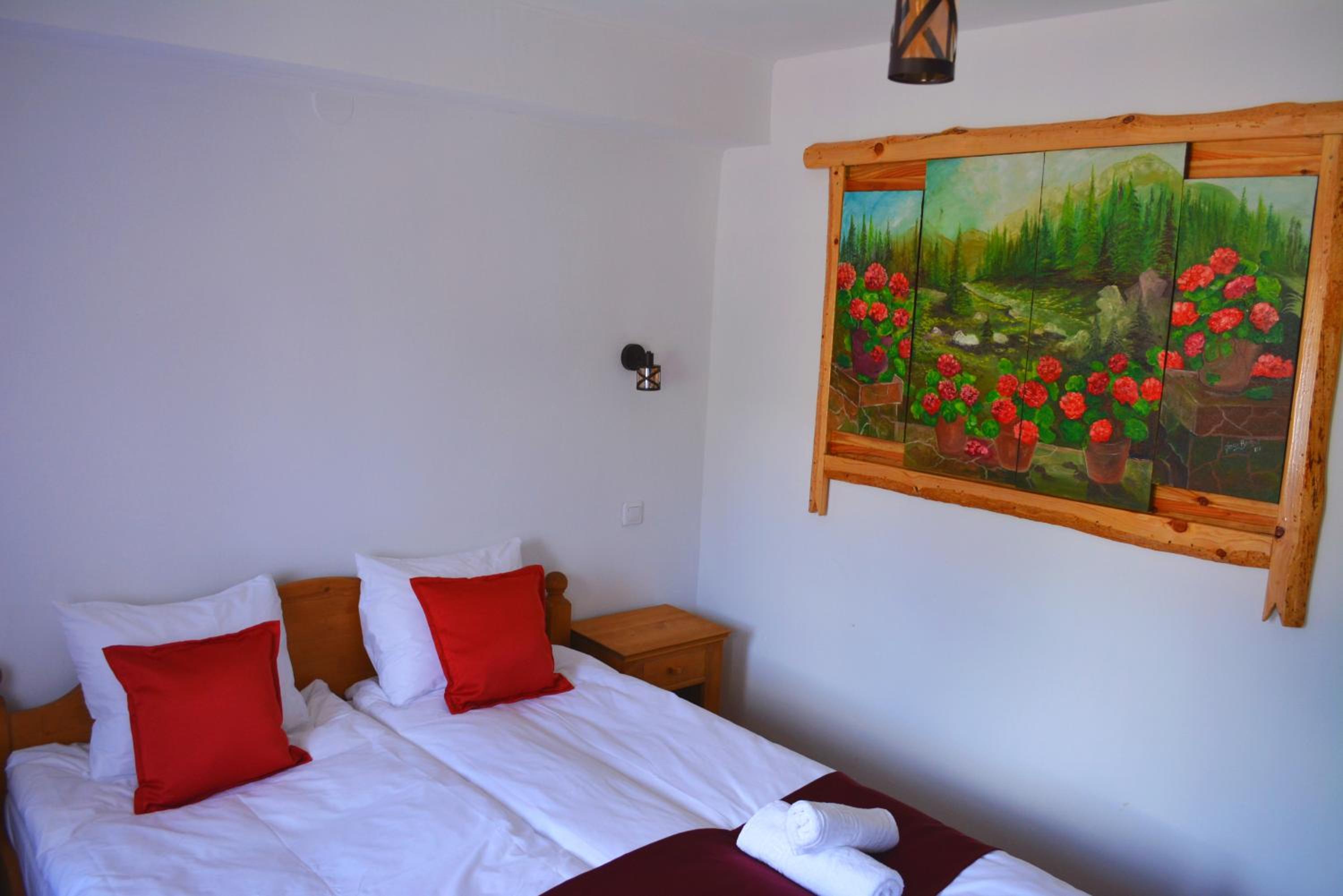 Double Room With Private Bathroom photo 2