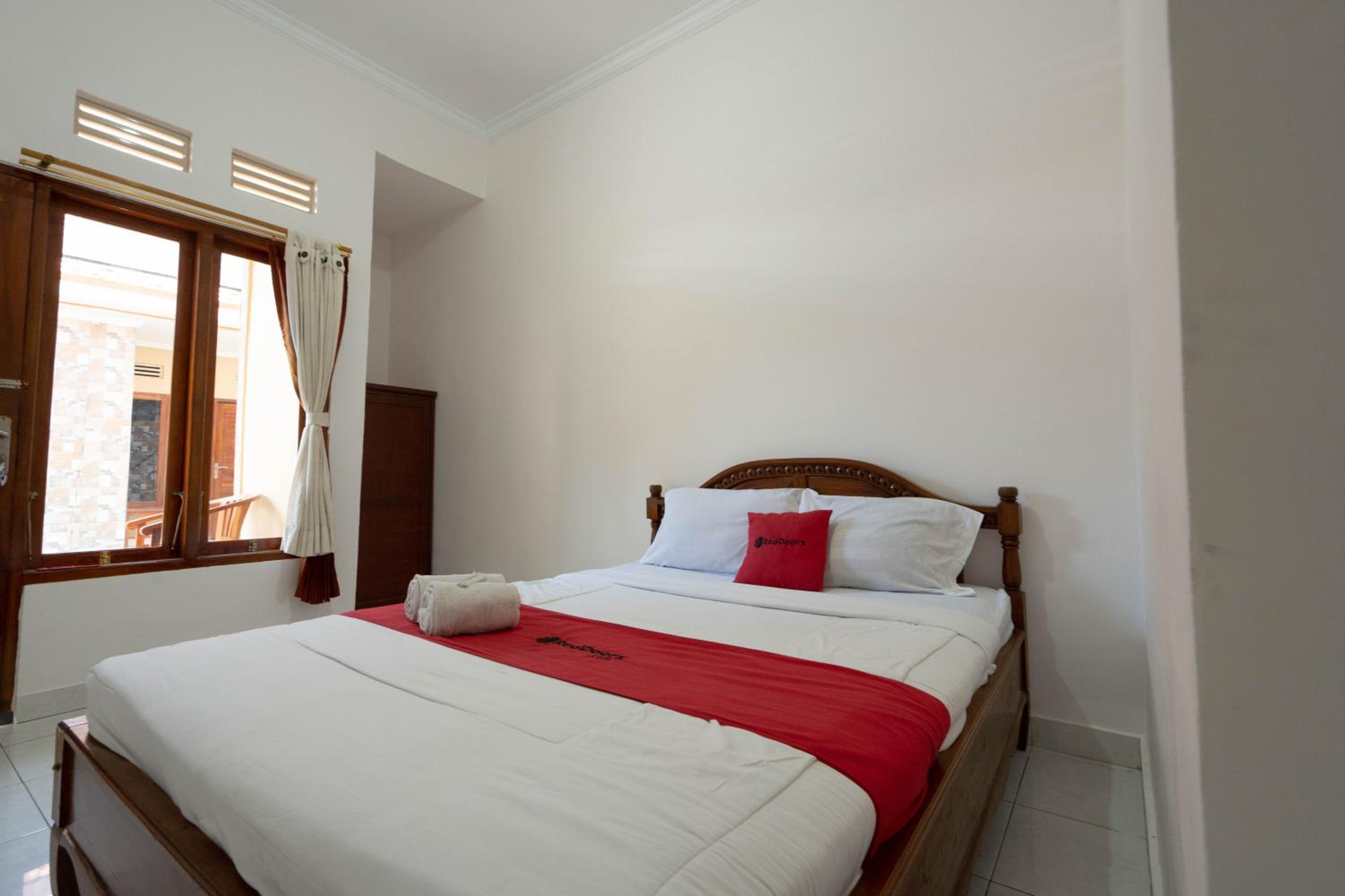 Double Room - Photo 12