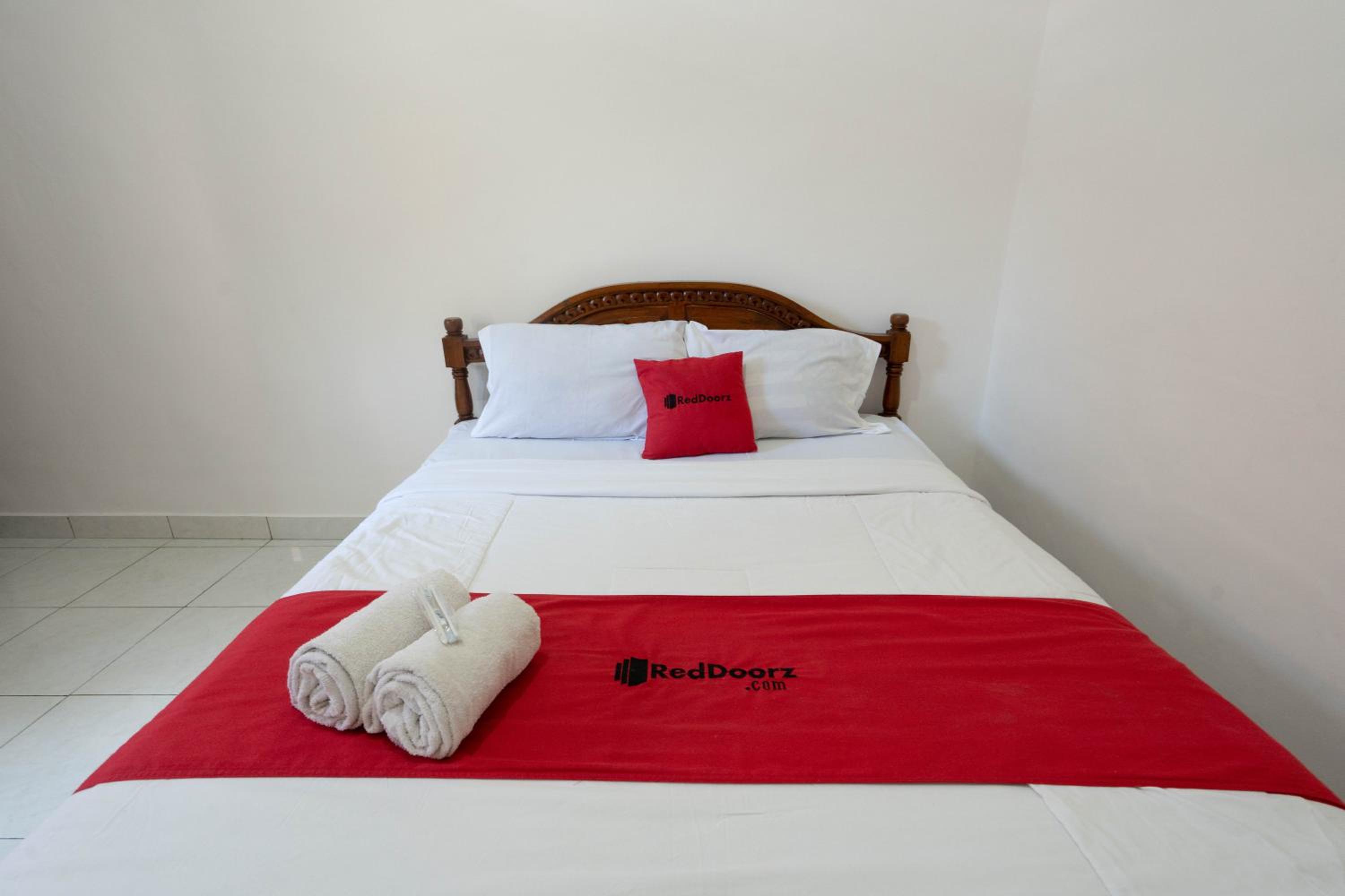 Double Room - Photo 13