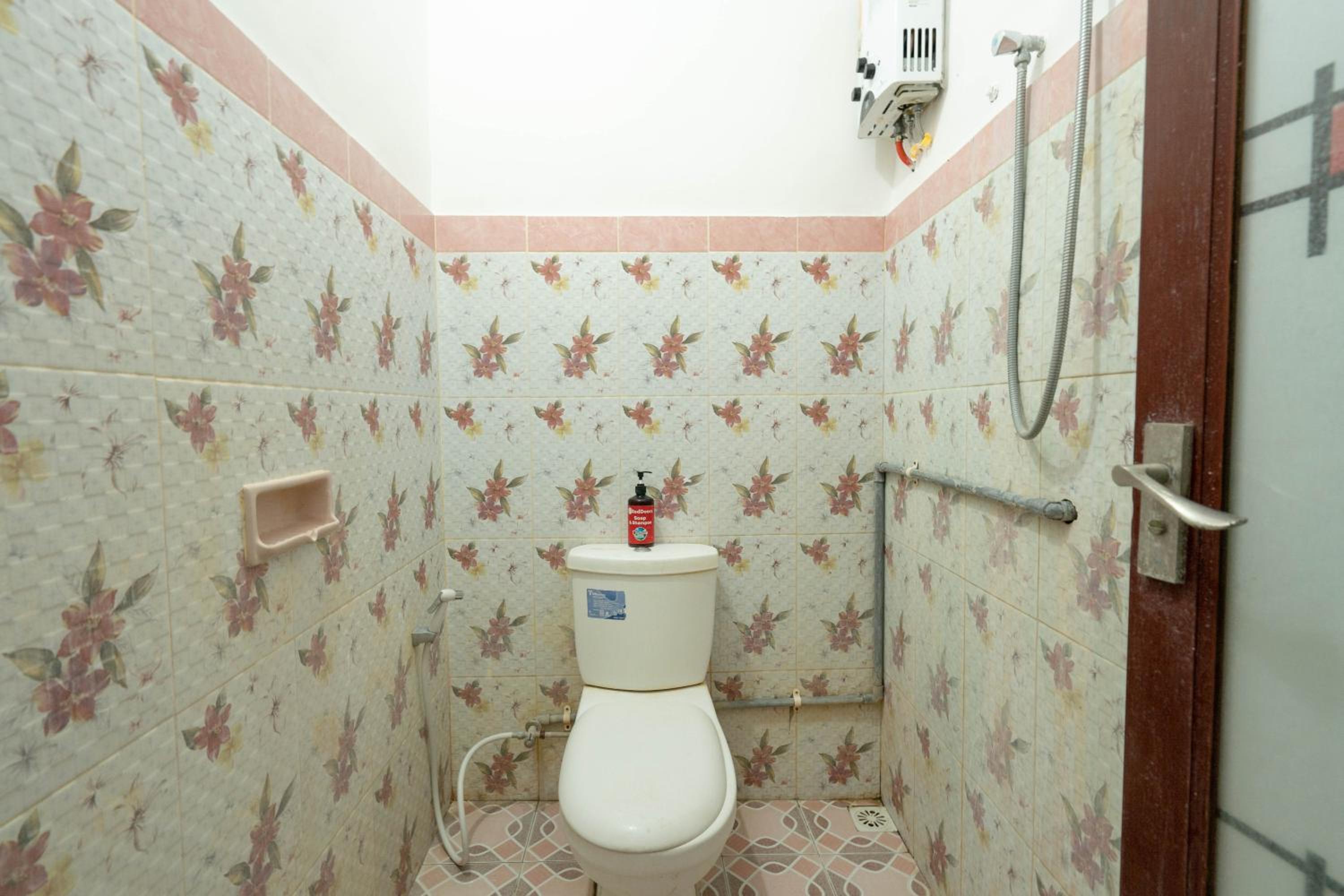 Double Room - Photo 2