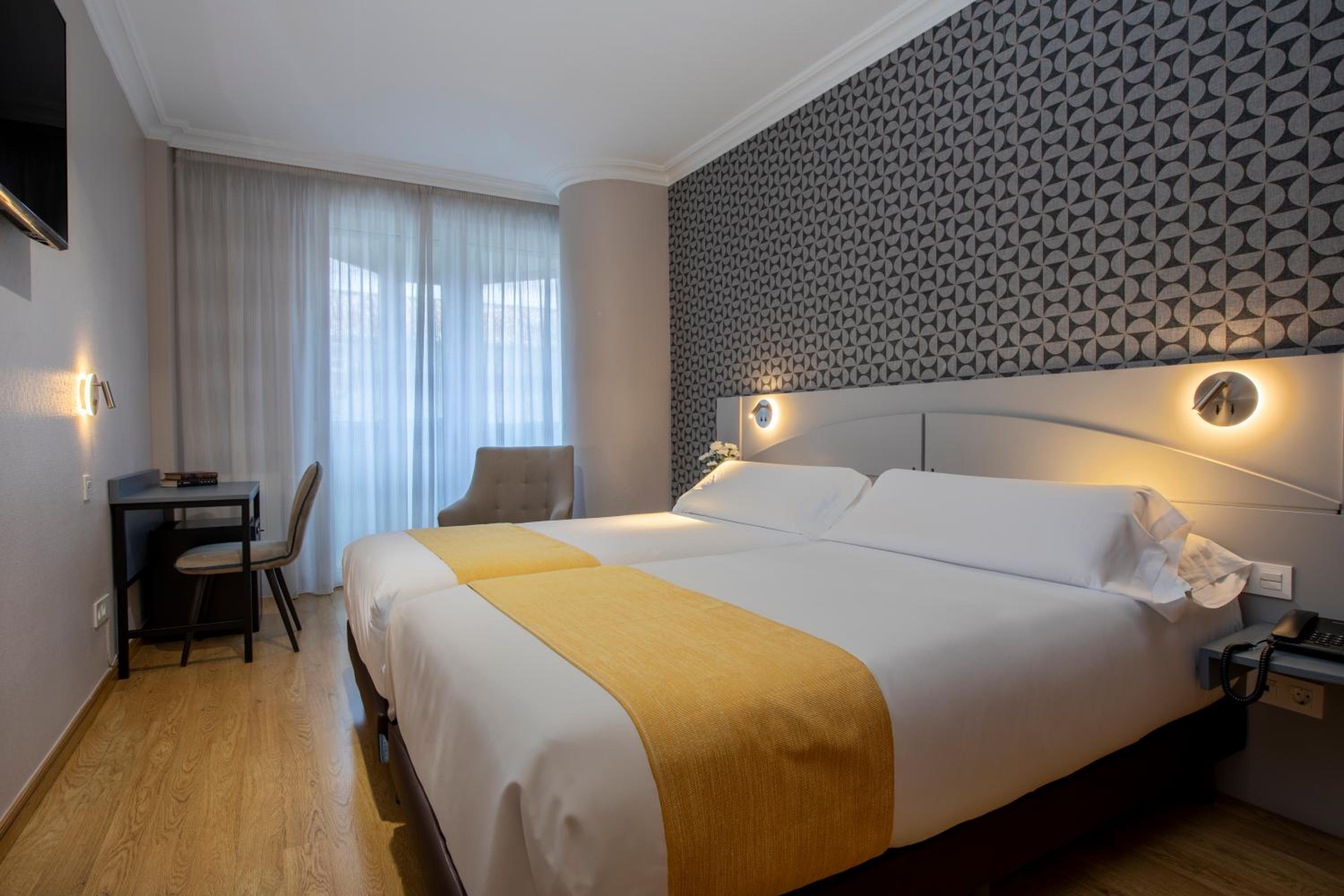 Double Room Comfort Exterior - Photo 1