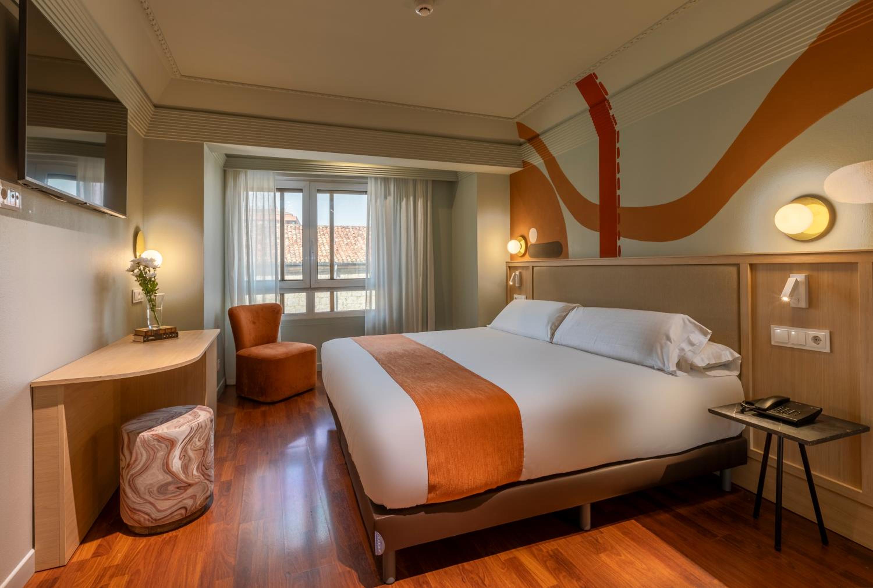 Double Room King Premium Exterior - Photo 5