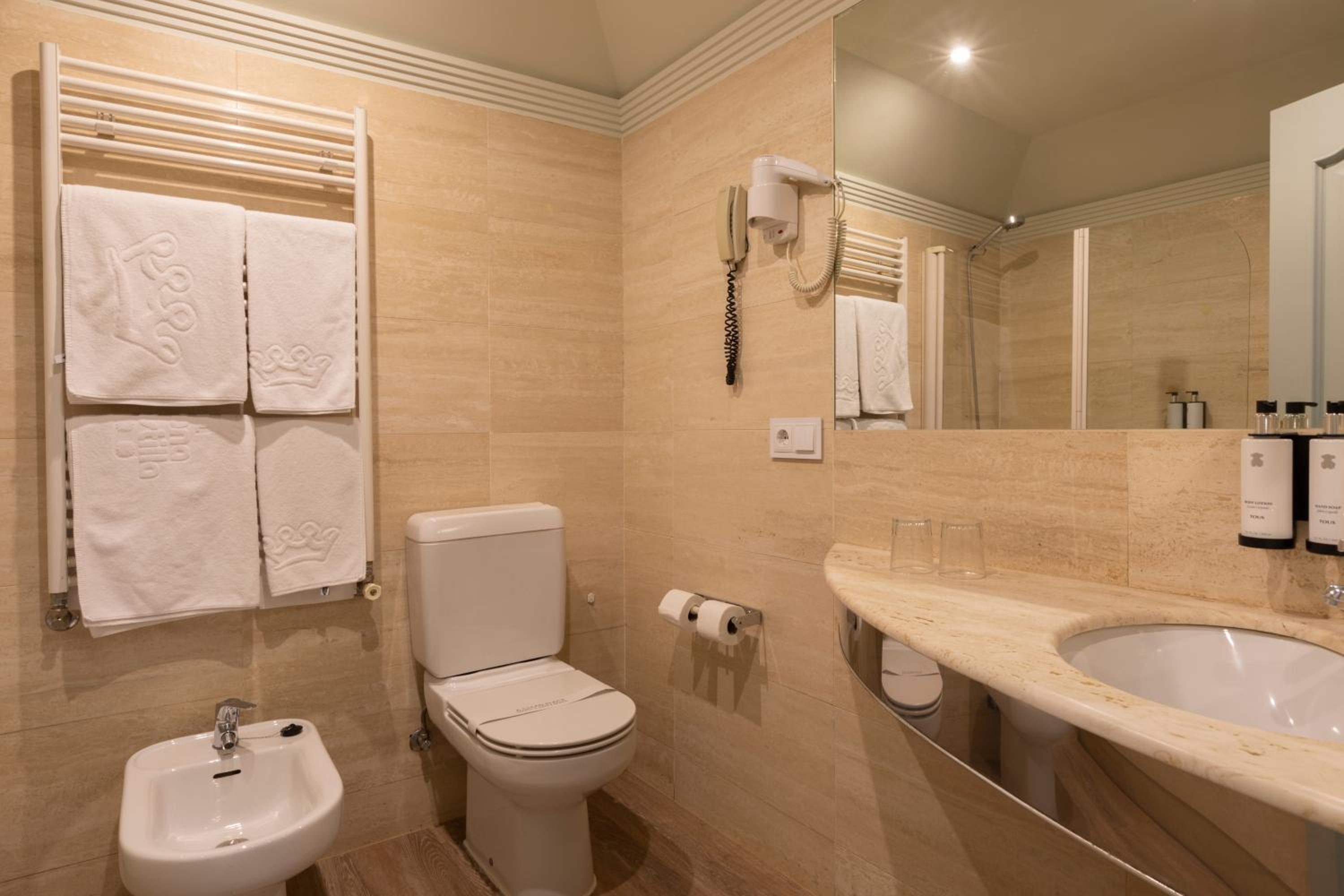Double Room King Premium Exterior - Photo 2