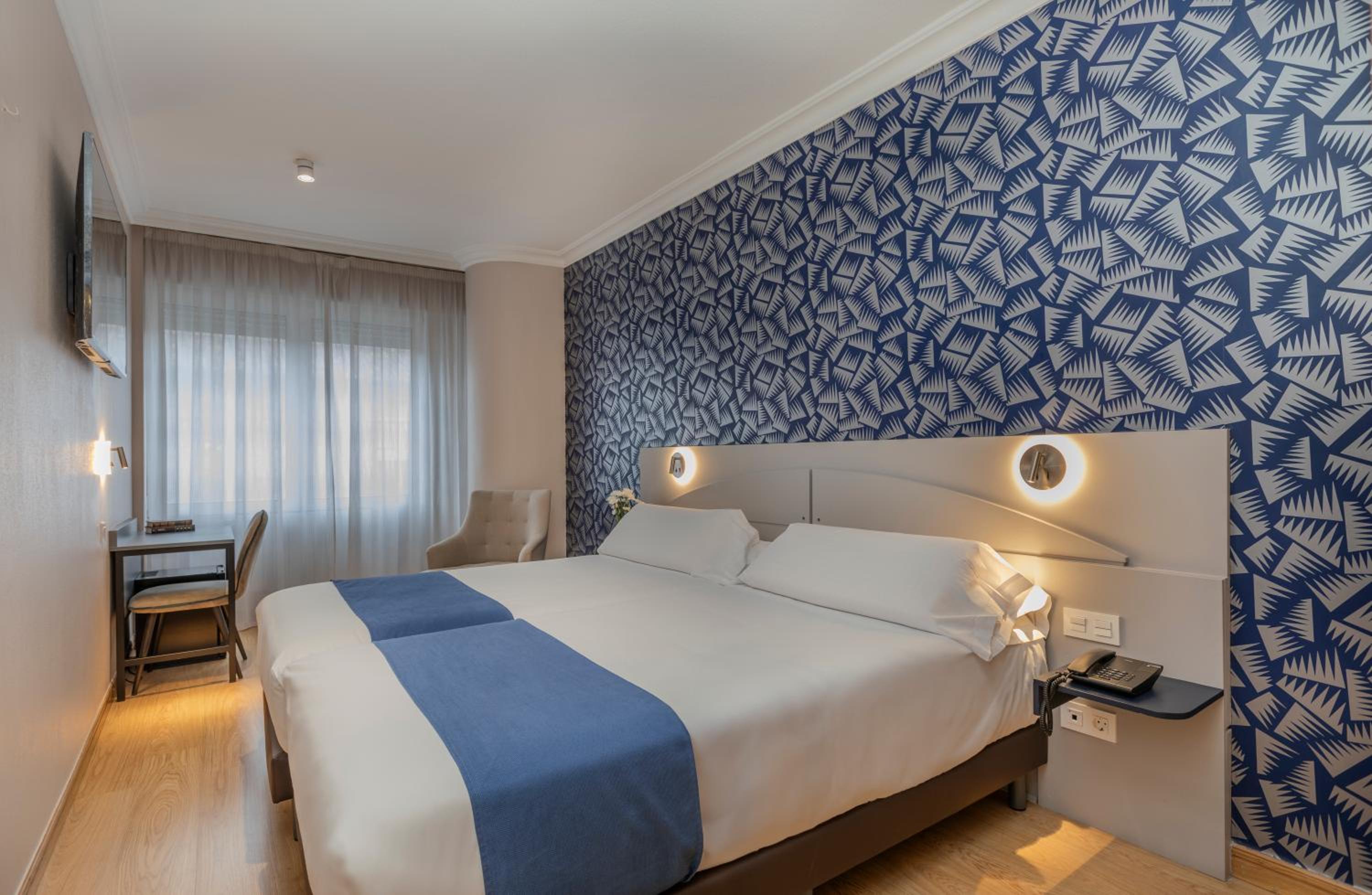 Double Room Comfort Exterior - Photo 3