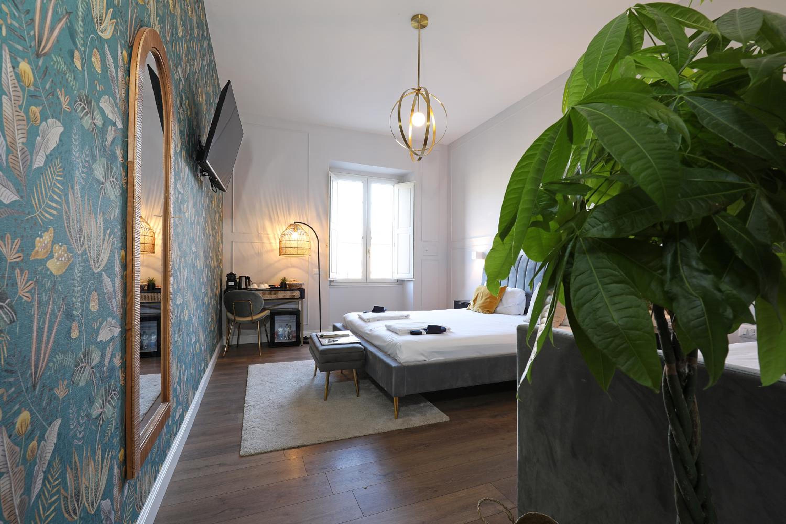 Suite with City View photo 3