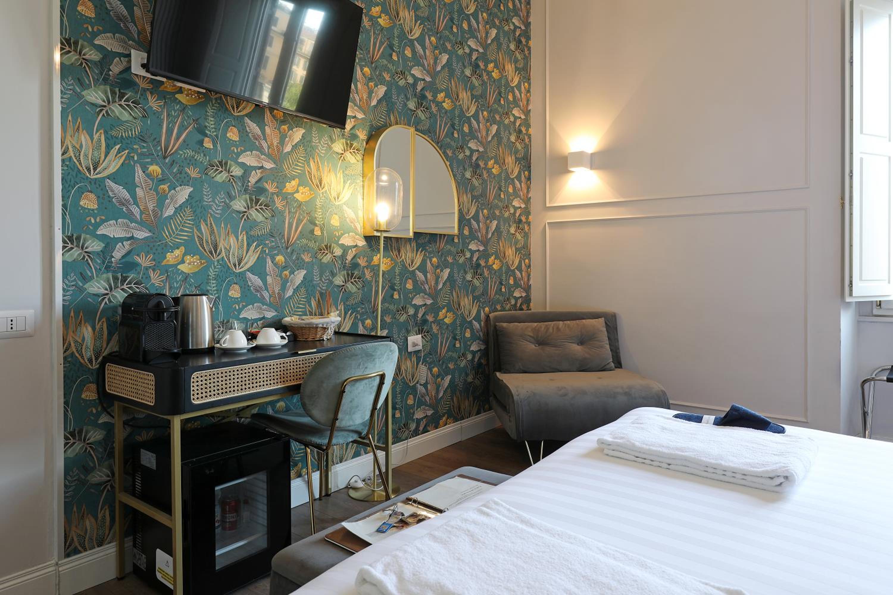 Luxury Triple Room photo 3