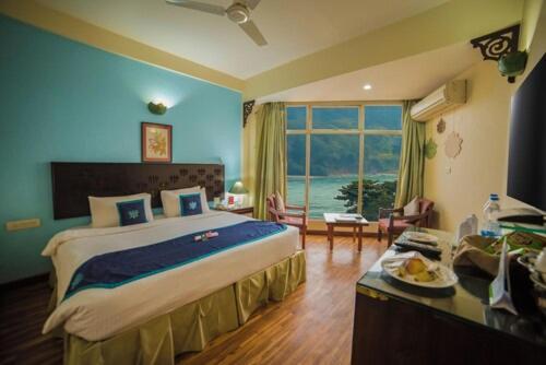 Premium Room - River View with Balcony - Photo 2