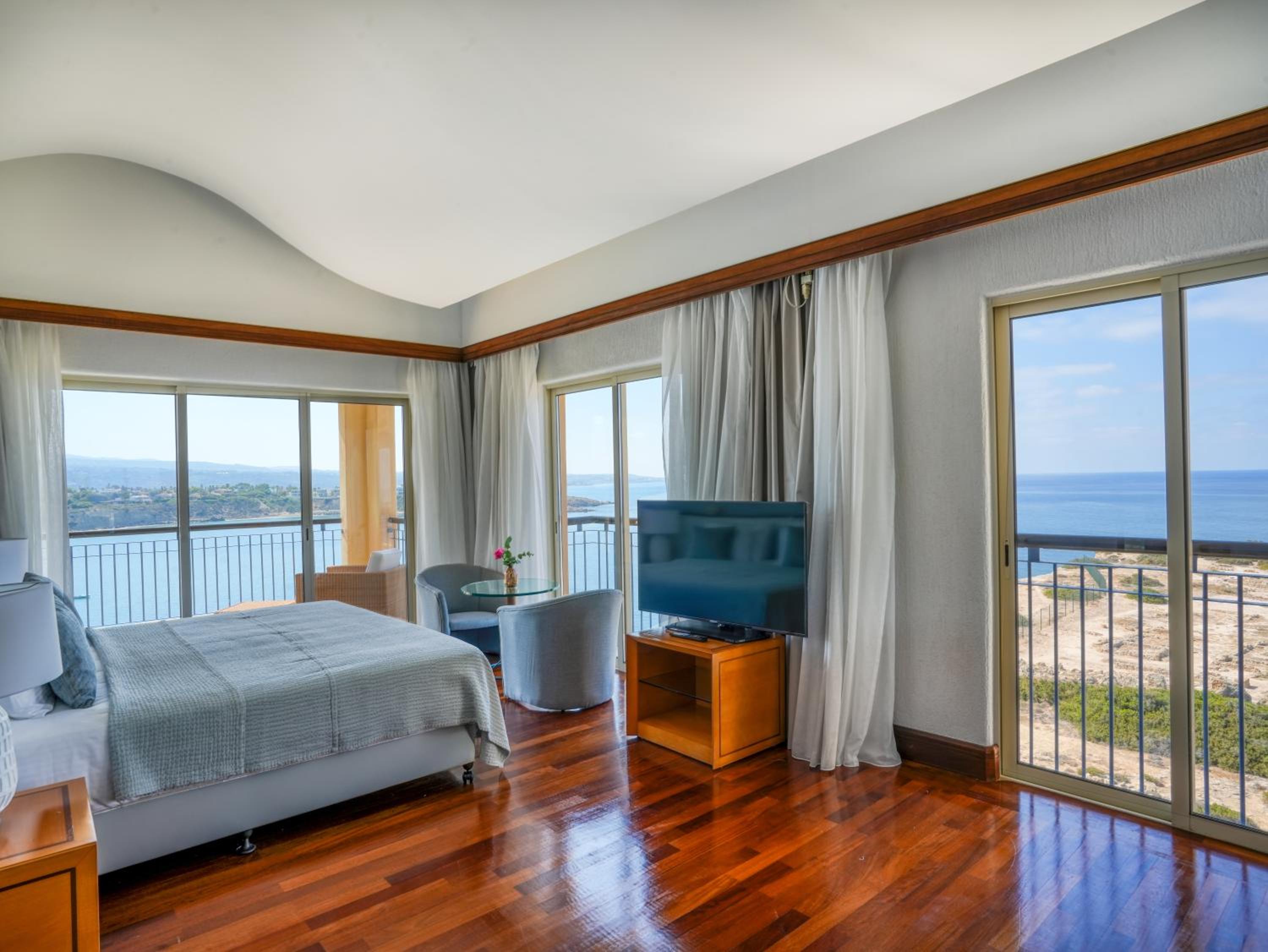 Presidential Suite photo 3