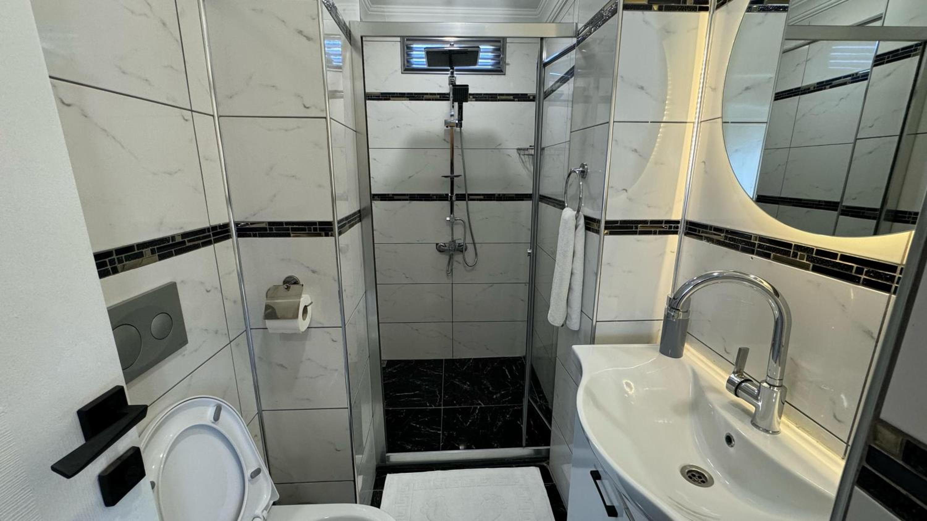 Deluxe Quadruple Room photo 3