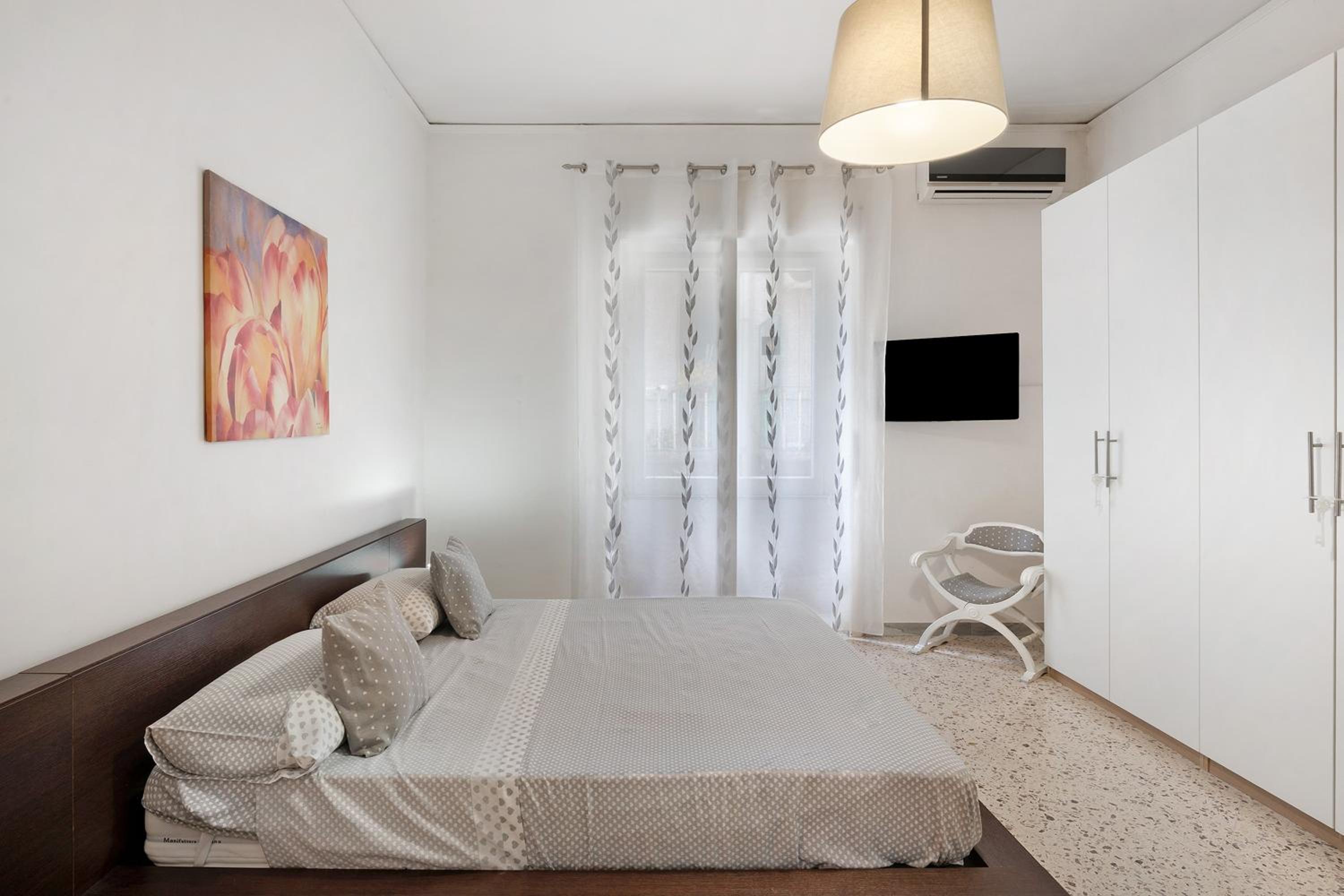 Superior One-Bedroom Apartment with Balcony