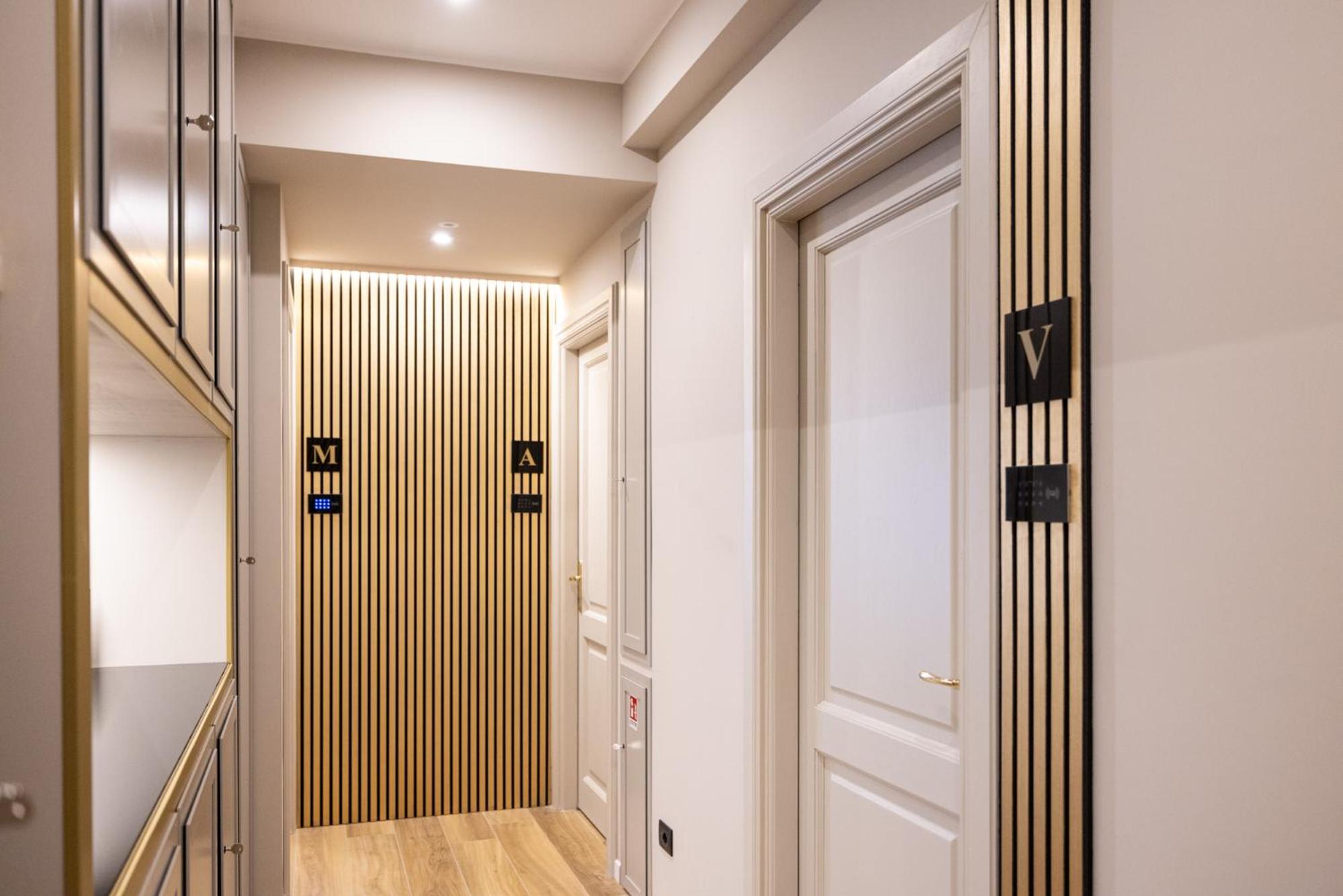 Superior Deluxe Double or Twin Room photo 2
