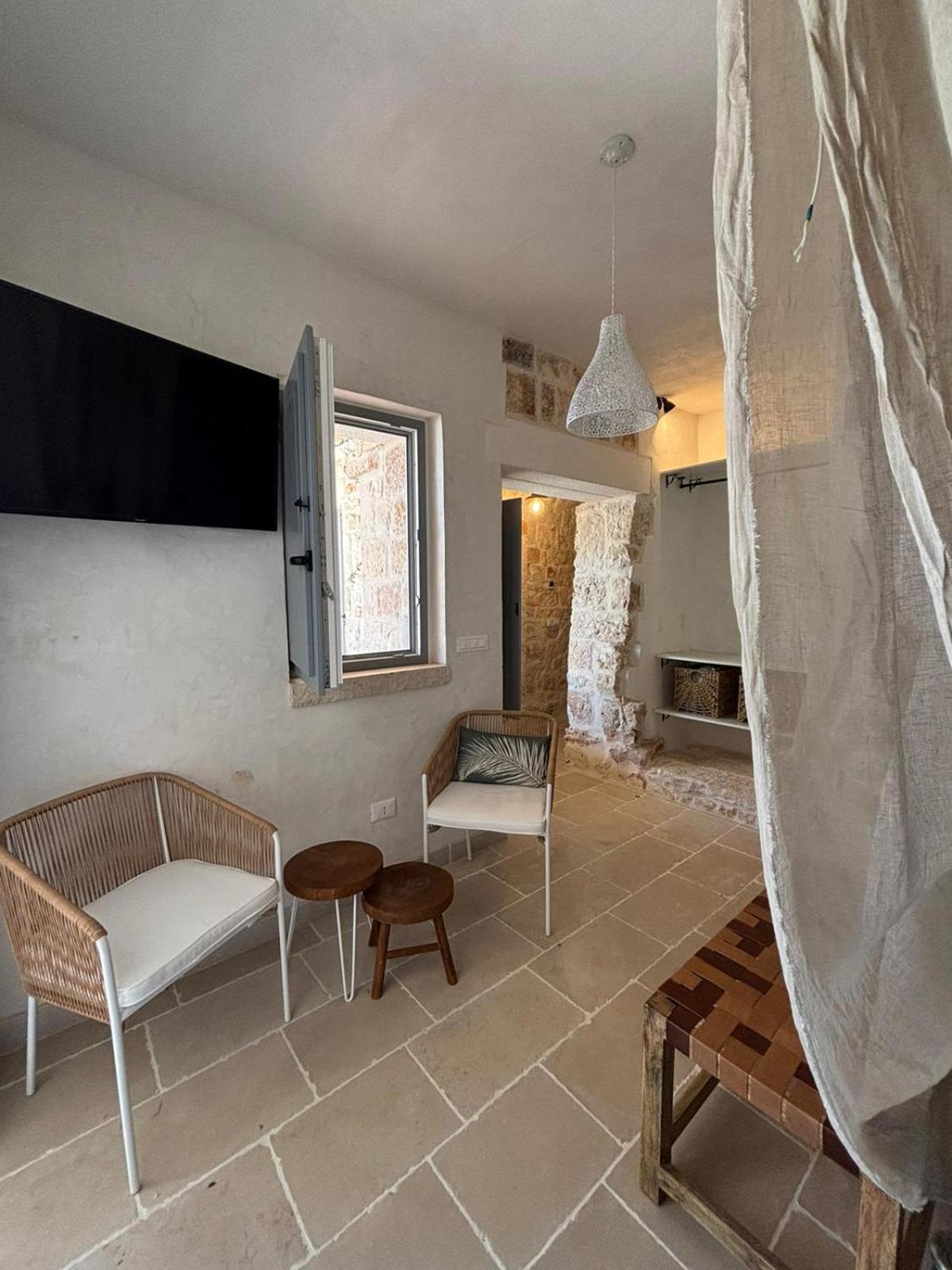 One-Bedroom House photo 3