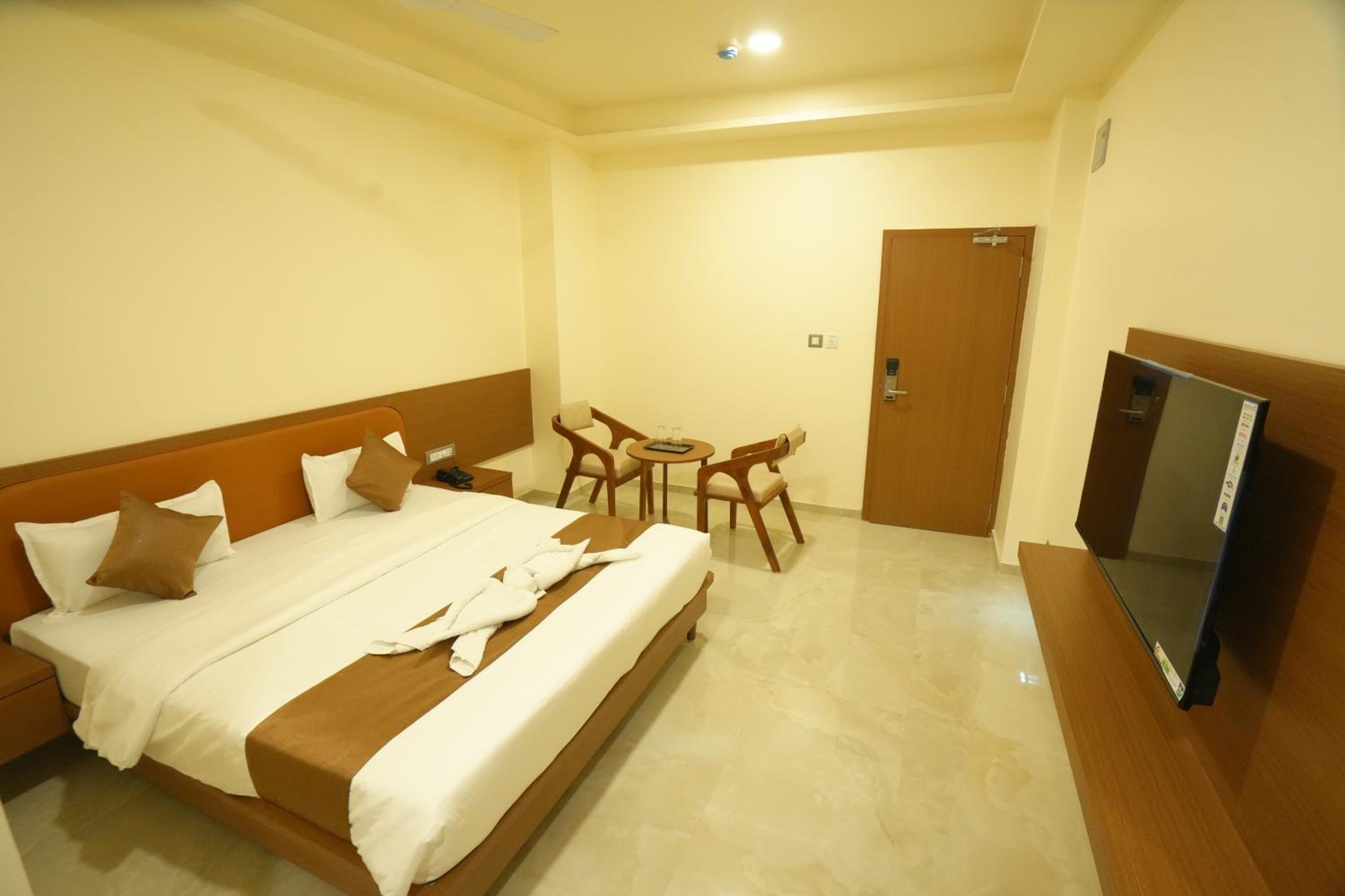 Economy Double Room photo 1