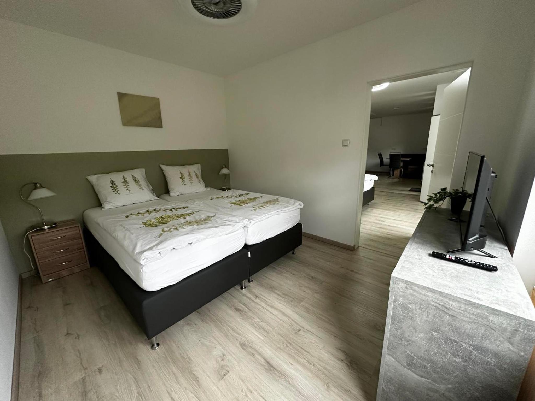 Family Room with Terrace - Photo 4