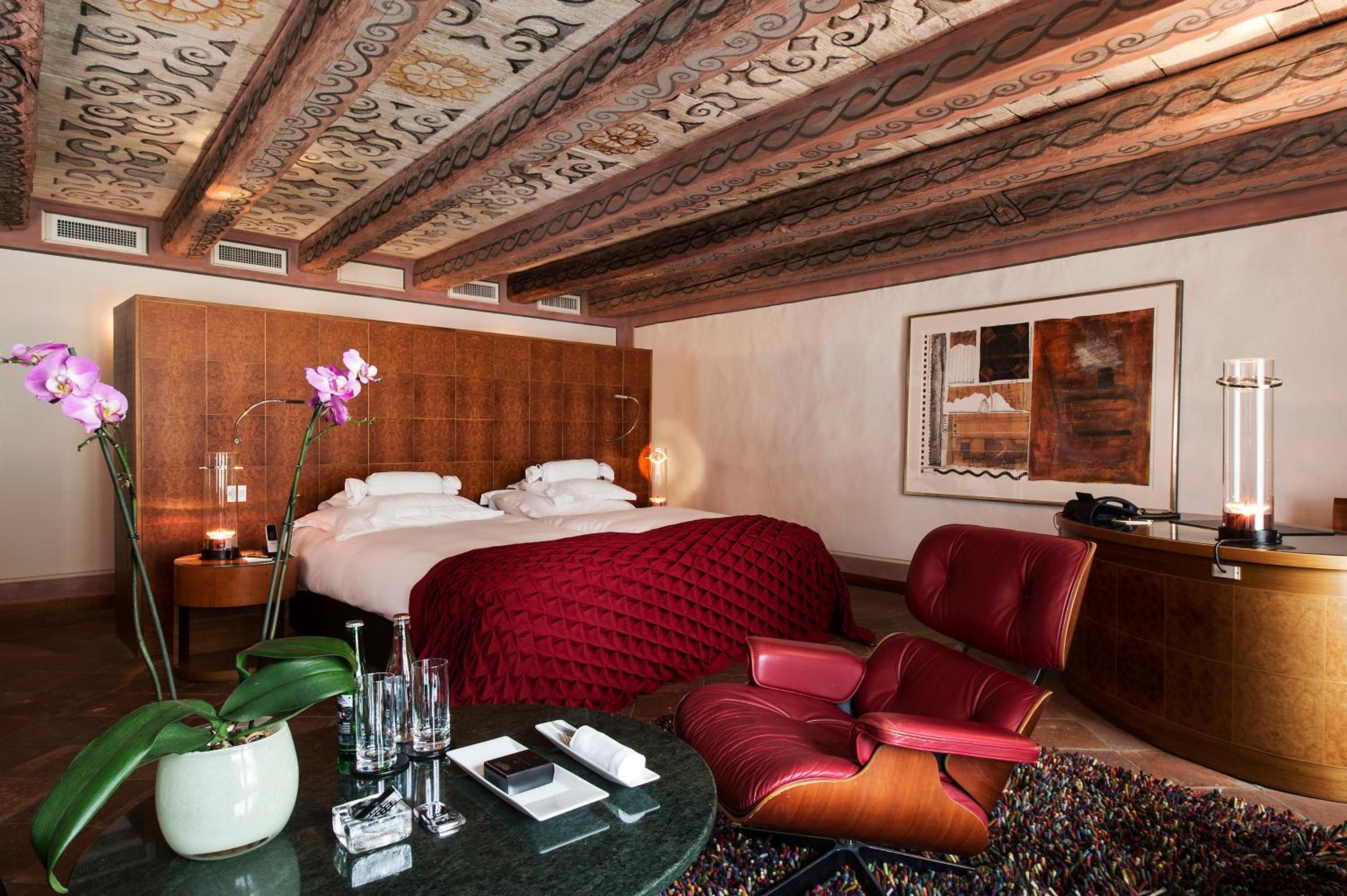 Historic Junior Suite thumbnail 6