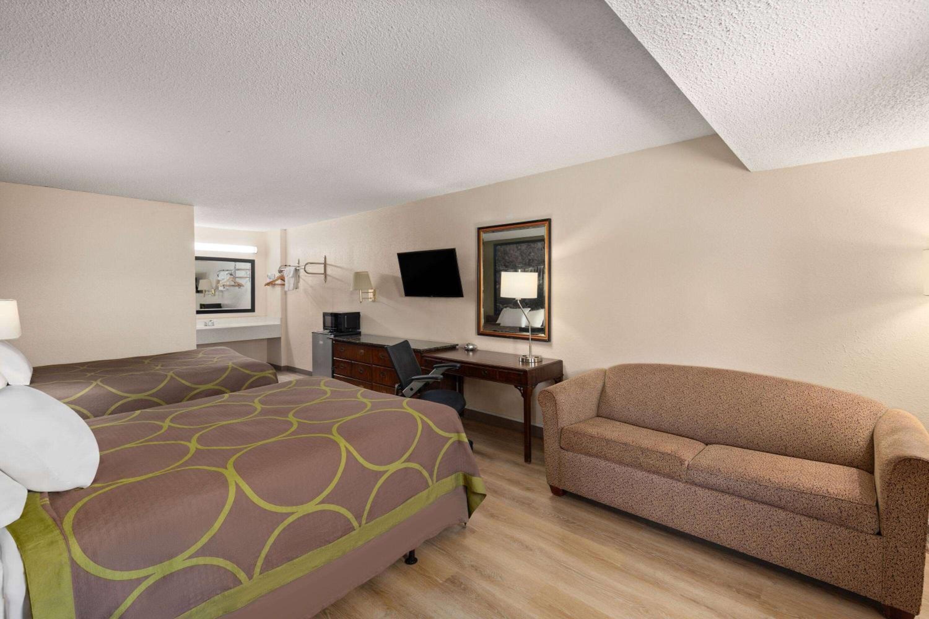 Double Room with Two Double Beds - Non-Smoking - Photo 1