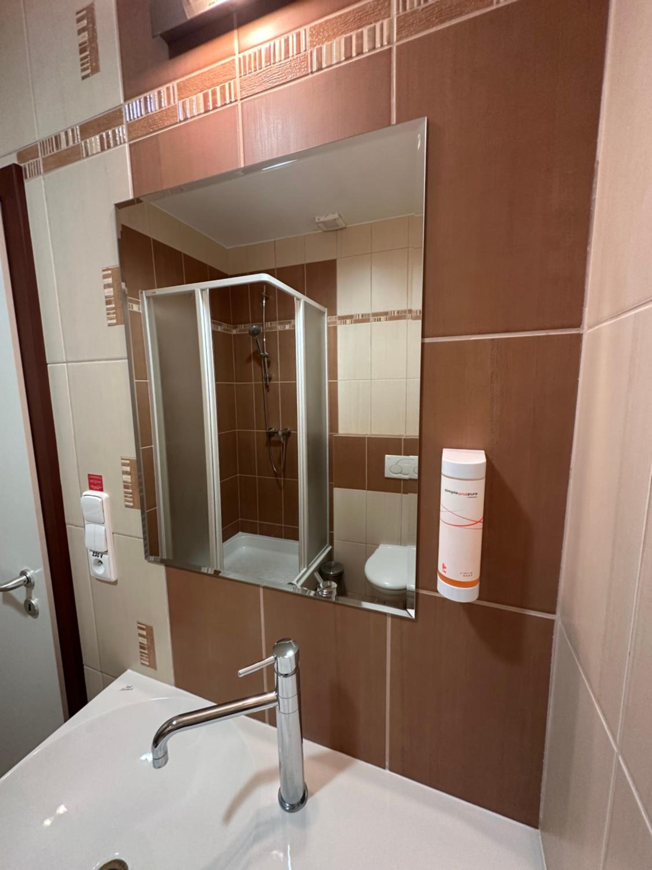 Superior Twin Room - Photo 4