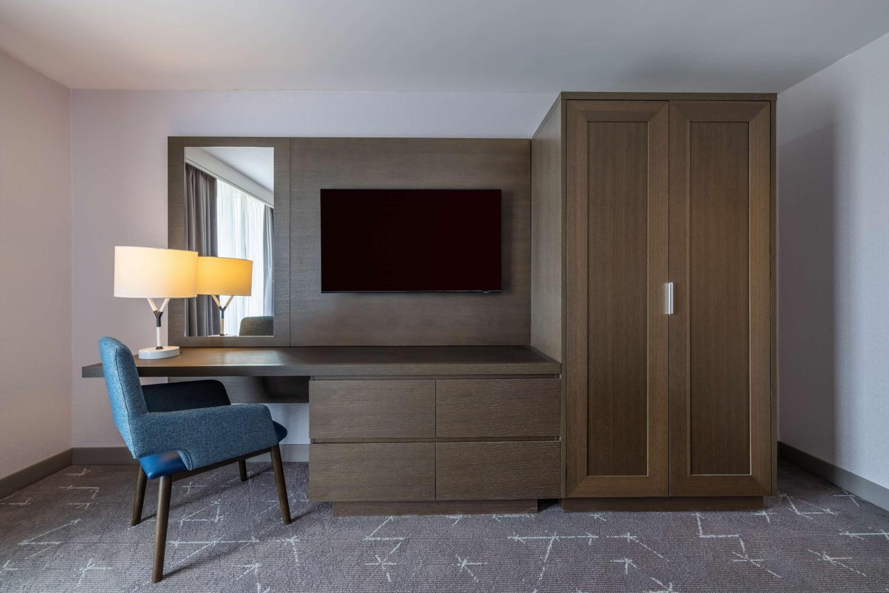 Two-Room King Suite - Non-Smoking - Photo 1