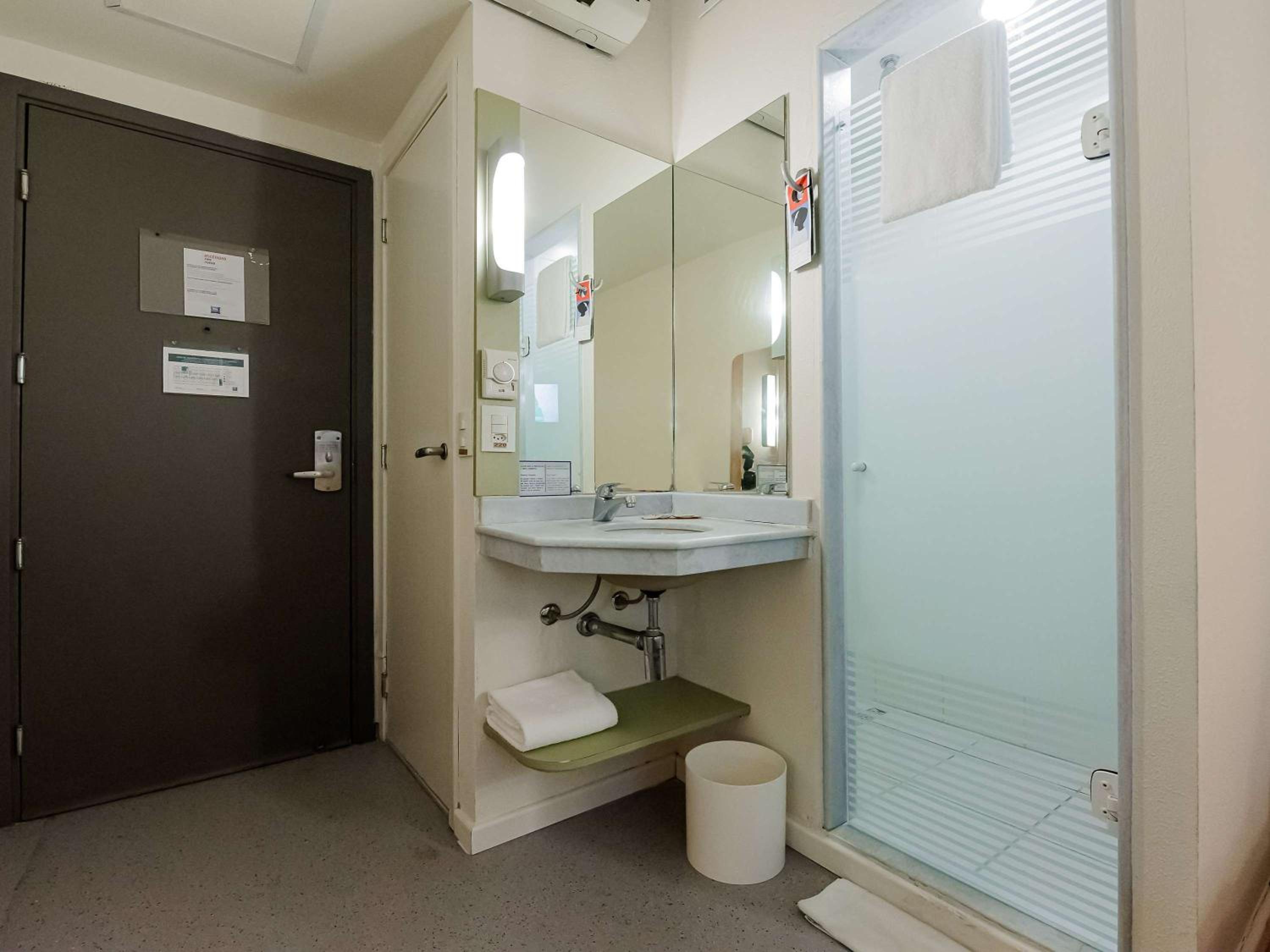 Functional rooms with mini-bar for up to 2 people