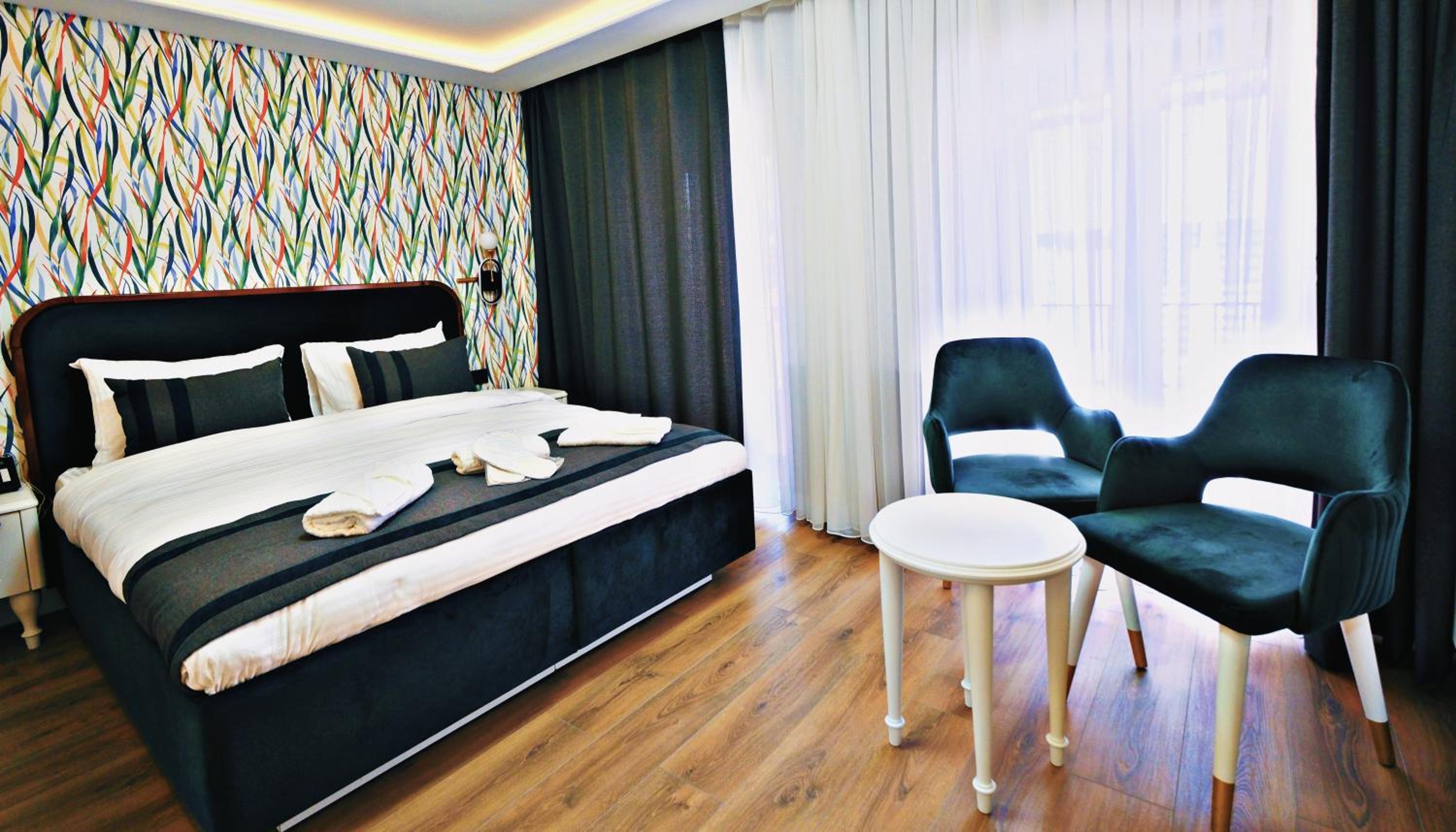Deluxe Double Room with City View photo 1